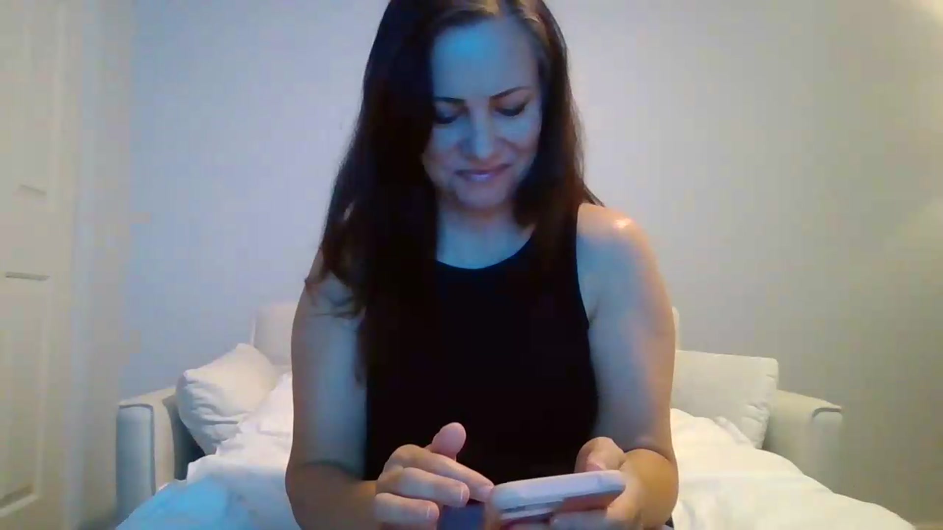 Gallery image thumbnail from LVDOLL's myfreecams stream on, 06/20/2026, 05:10 image 3 of 20