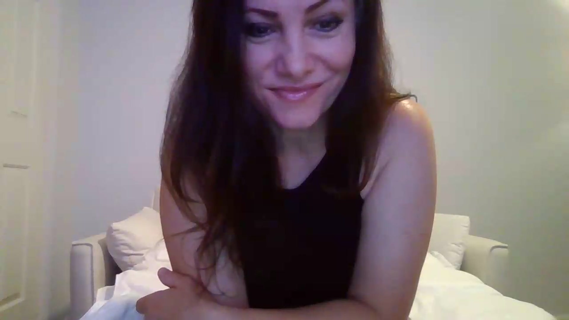 Gallery image thumbnail from LVDOLL's myfreecams stream on, 06/20/2026, 05:10 image 7 of 20