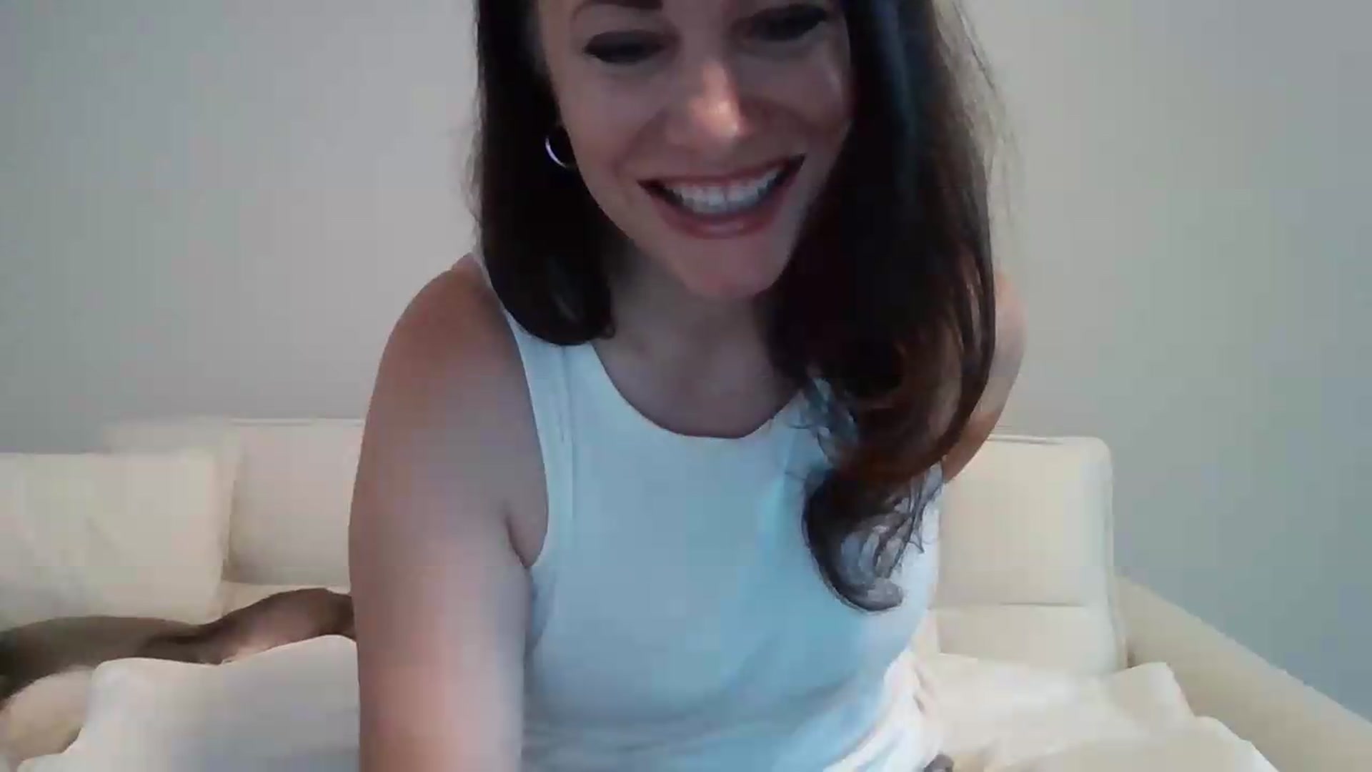 Gallery image thumbnail from LVDOLL's myfreecams stream on, 06/21/2026, 02:33 image 16 of 20