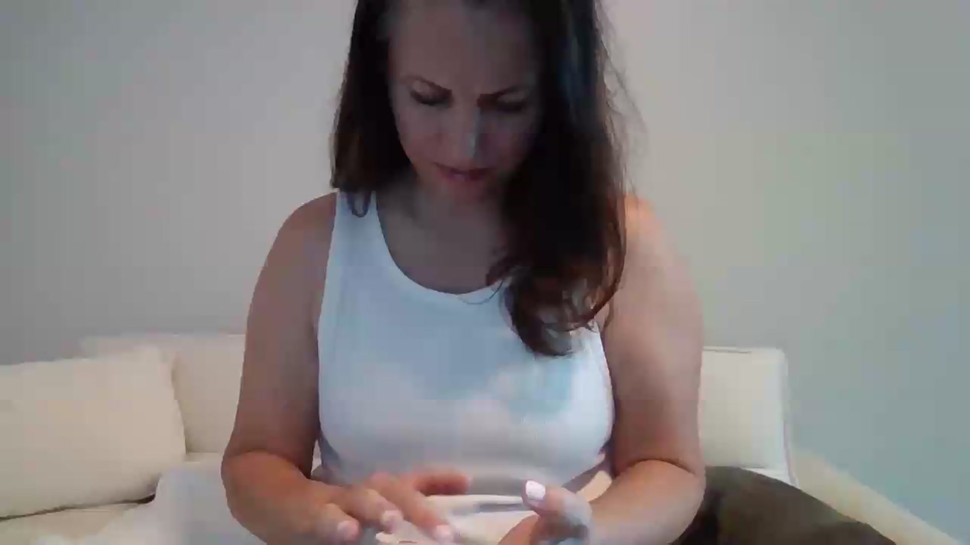 Gallery image thumbnail from LVDOLL's myfreecams stream on, 06/21/2026, 02:33 image 1 of 20