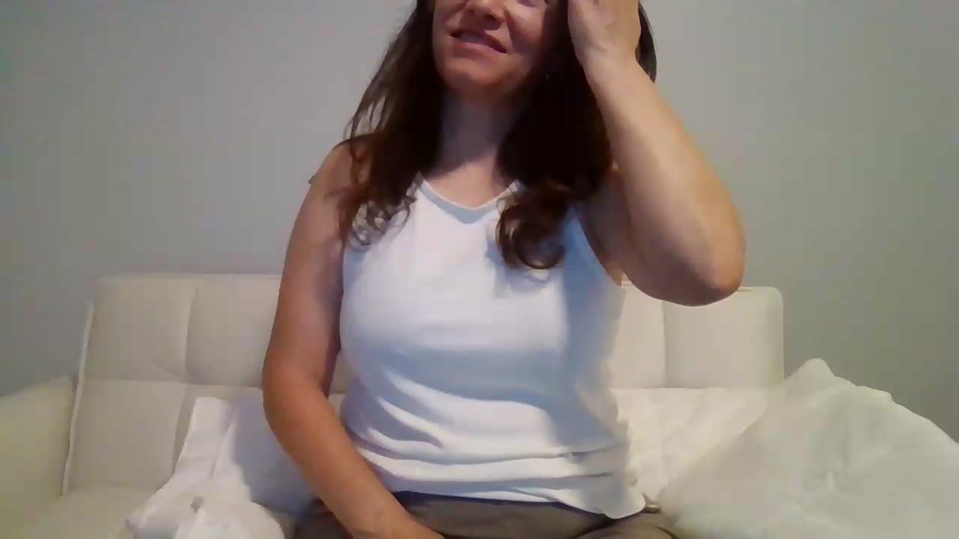 Gallery image thumbnail from LVDOLL's myfreecams stream on, 06/21/2026, 04:42 image 18 of 20