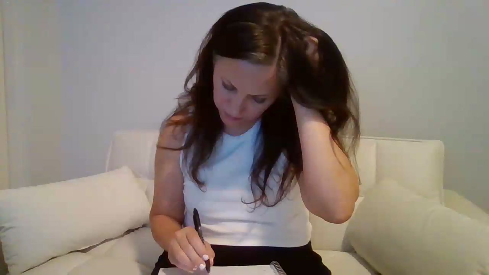 Gallery image thumbnail from LVDOLL's myfreecams stream on, 06/23/2026, 05:08 image 11 of 20