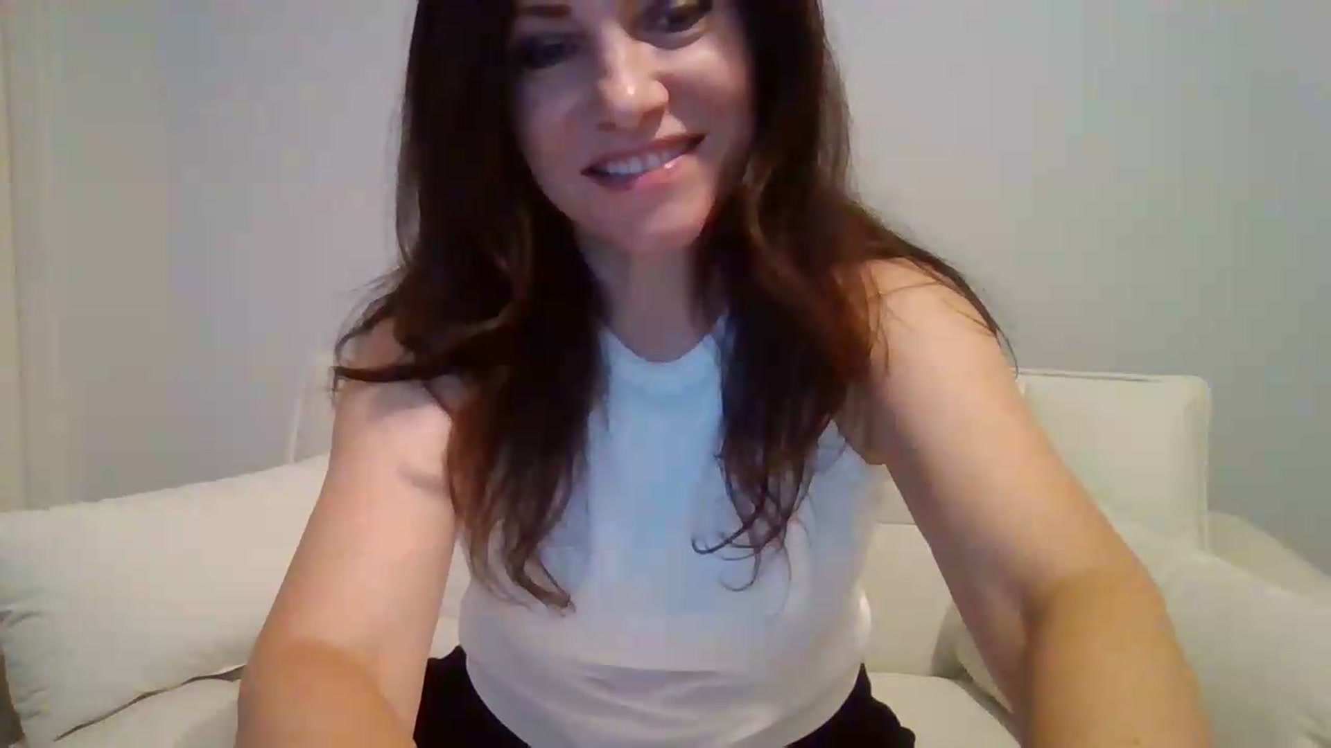 Gallery image thumbnail from LVDOLL's myfreecams stream on, 06/23/2026, 05:08 image 9 of 20