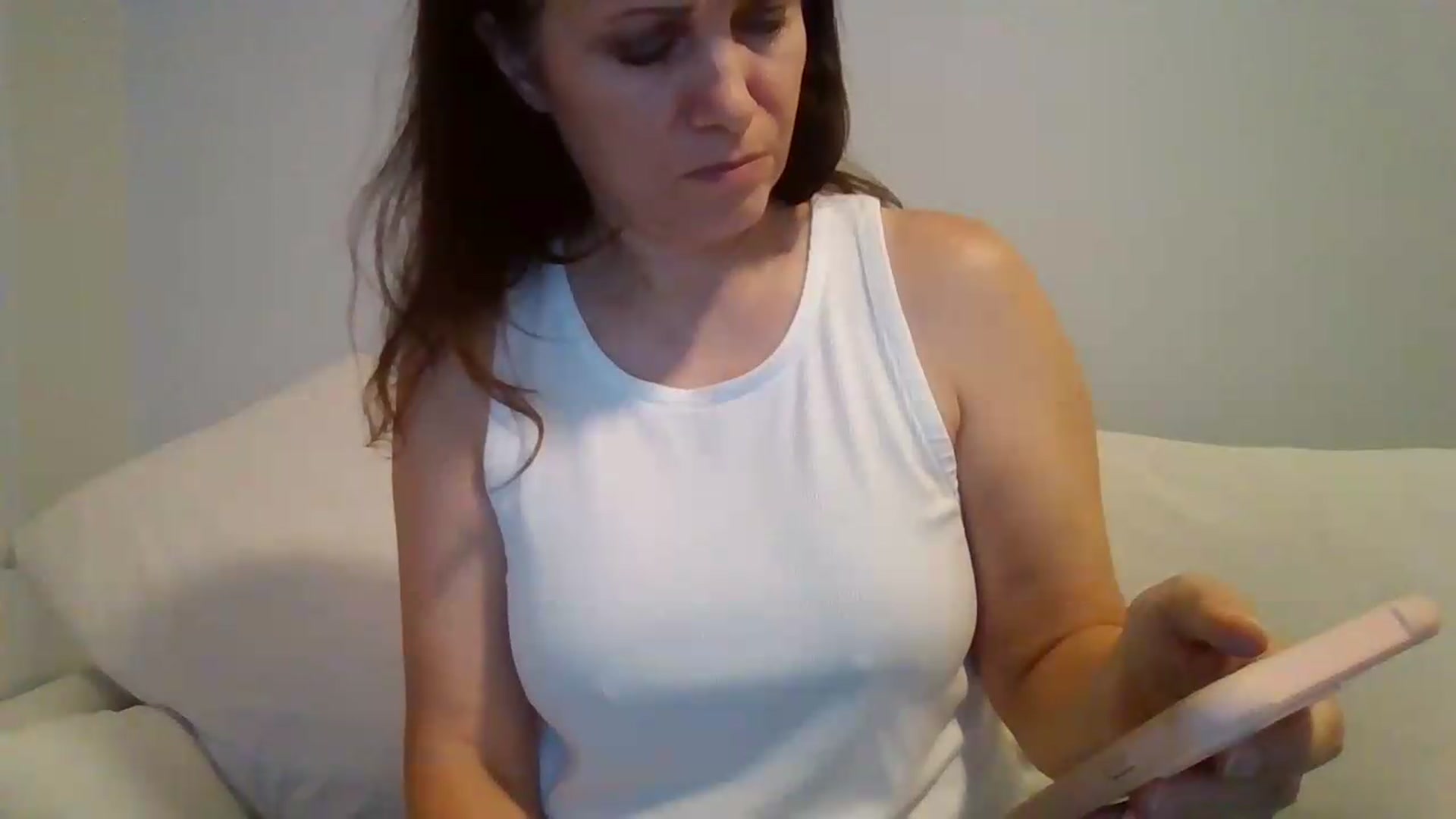 Gallery image thumbnail from LVDOLL's myfreecams stream on, 06/25/2026, 07:20 image 4 of 20