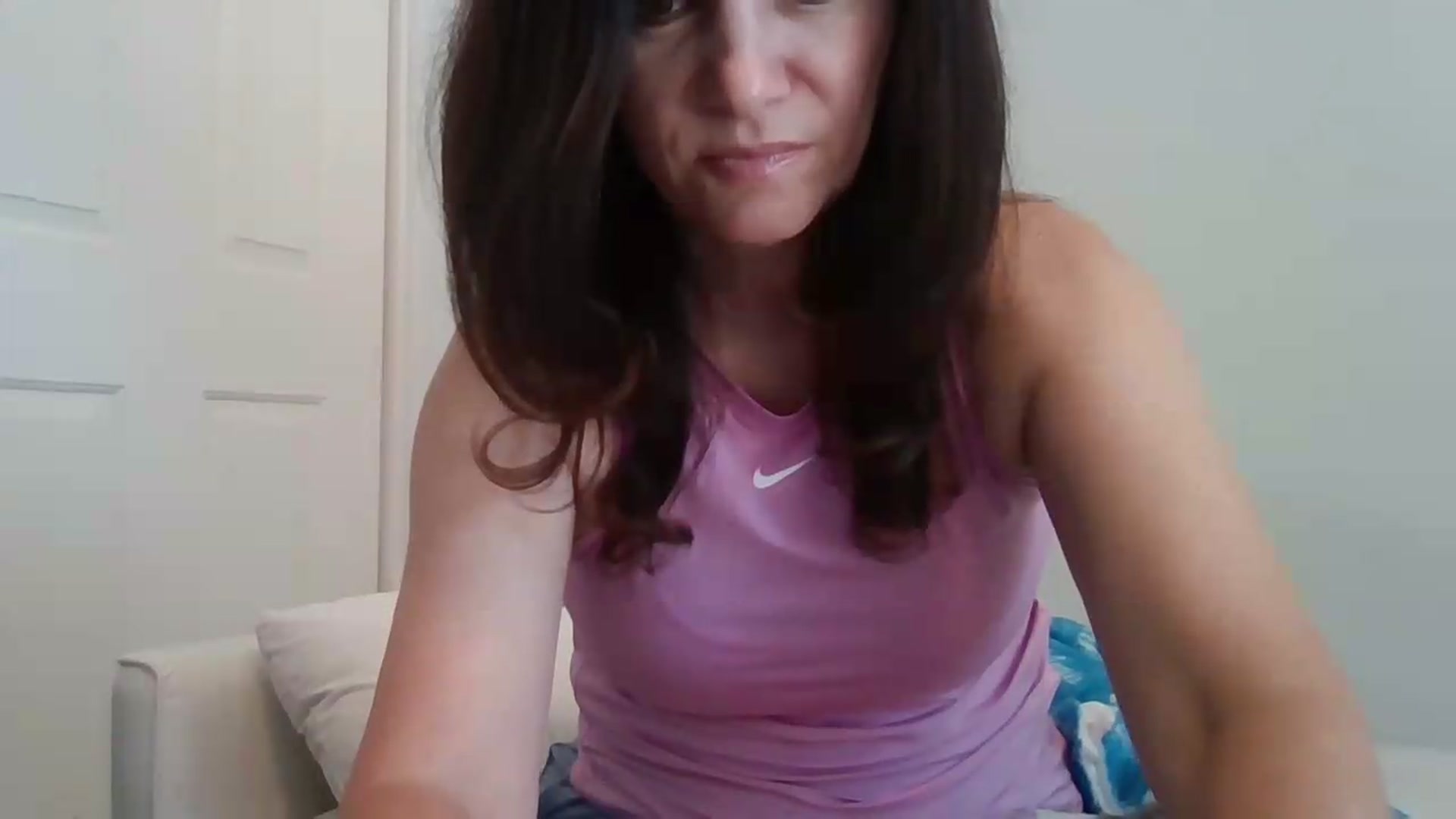 Gallery image thumbnail from LVDOLL's myfreecams stream on, 06/25/2026, 22:30 image 17 of 20