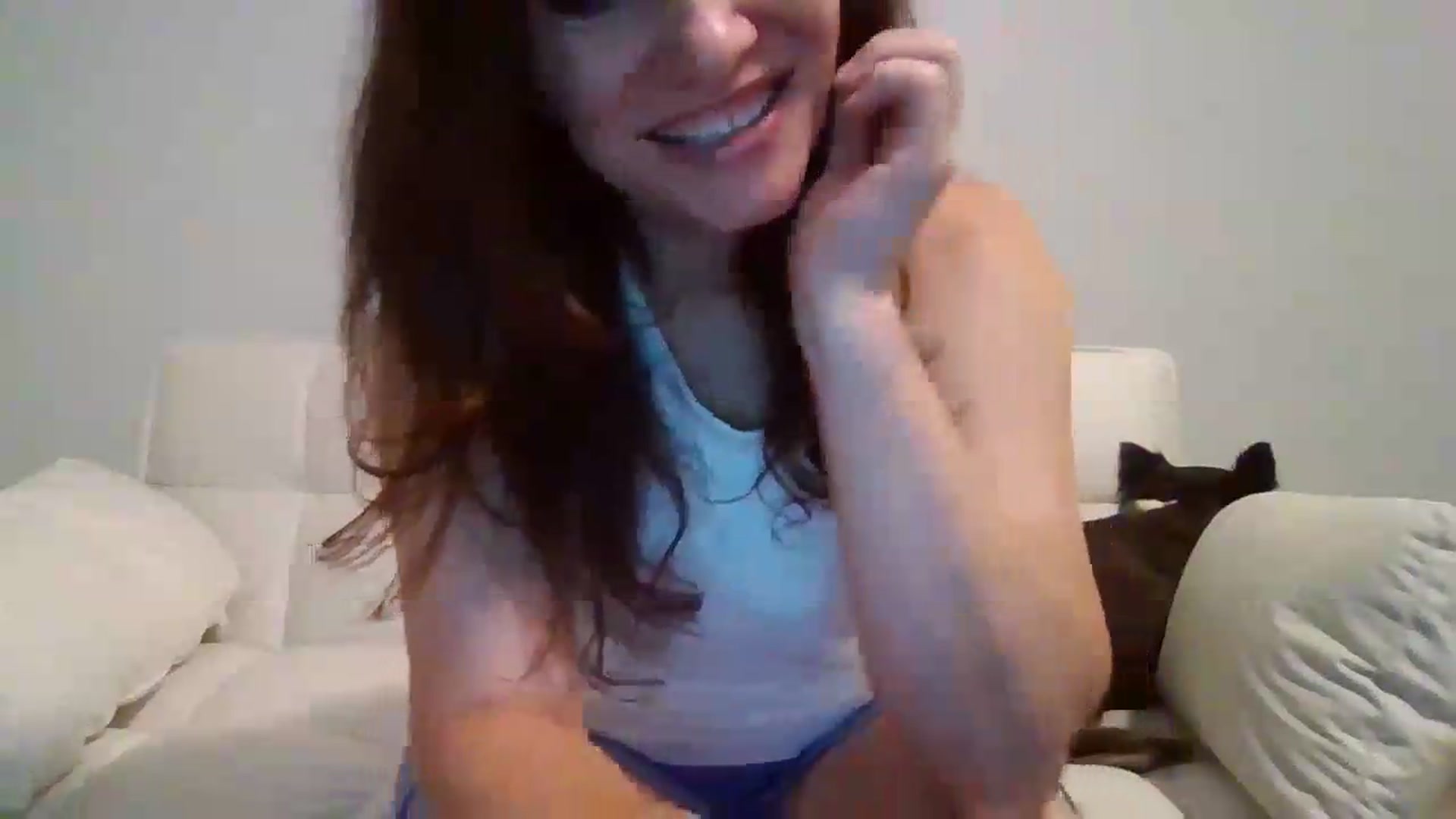 Gallery image thumbnail from LVDOLL's myfreecams stream on, 06/26/2026, 04:05 image 16 of 20