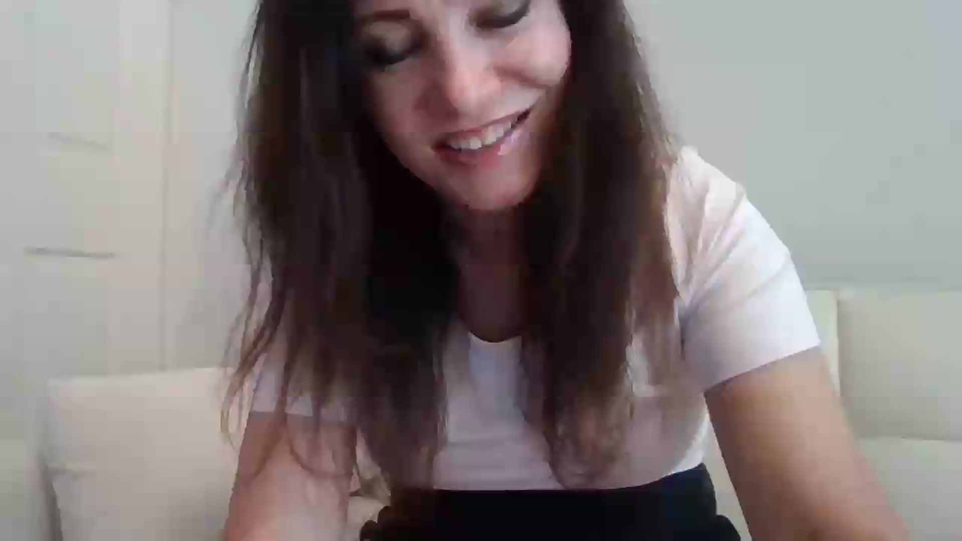 Gallery image thumbnail from LVDOLL's myfreecams stream on, 06/27/2026, 24:00 image 19 of 20