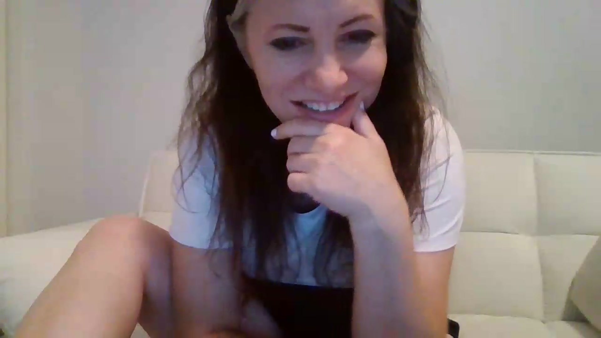 Gallery image thumbnail from LVDOLL's myfreecams stream on, 06/27/2026, 05:32 image 3 of 20