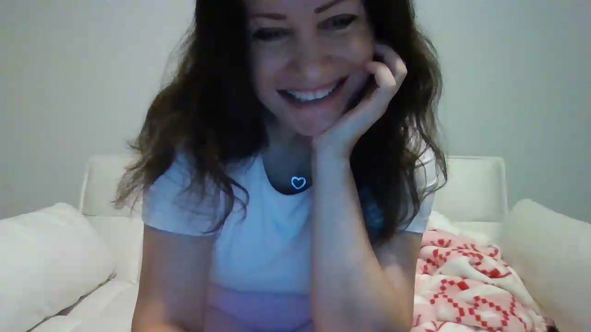 Gallery image thumbnail from LVDOLL's myfreecams stream on, 07/18/2026, 04:44 image 16 of 20