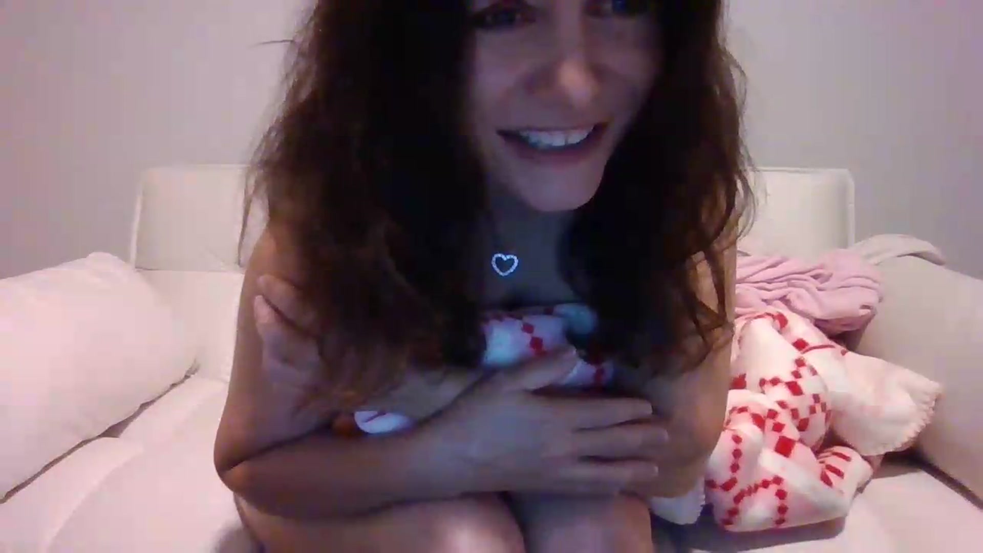 Gallery image thumbnail from LVDOLL's myfreecams stream on, 07/18/2026, 04:44 image 19 of 20