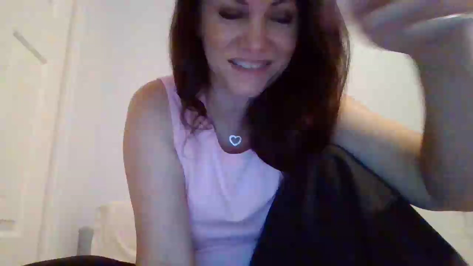 Gallery image thumbnail from LVDOLL's myfreecams stream on, 07/23/2026, 05:44 image 16 of 20