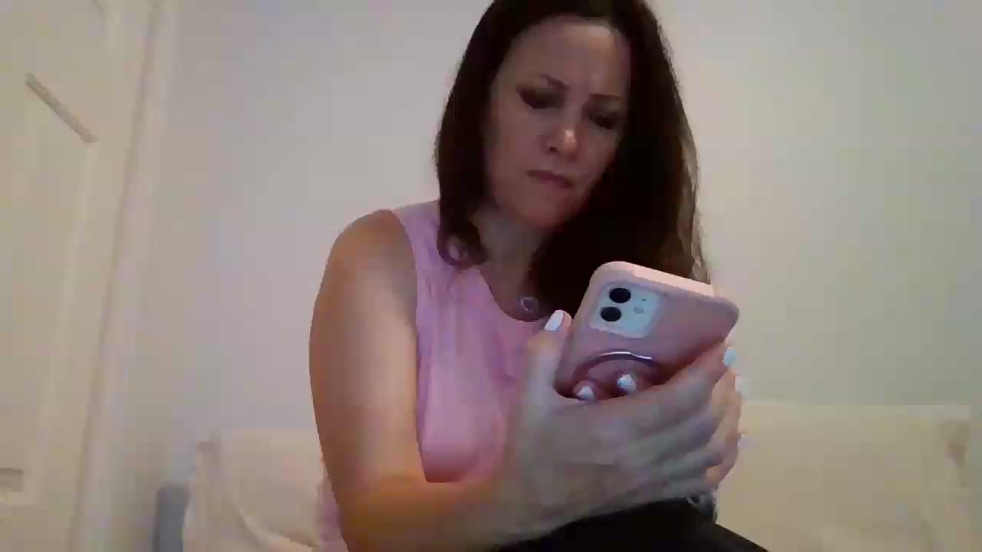 Gallery image thumbnail from LVDOLL's myfreecams stream on, 07/23/2026, 05:44 image 17 of 20