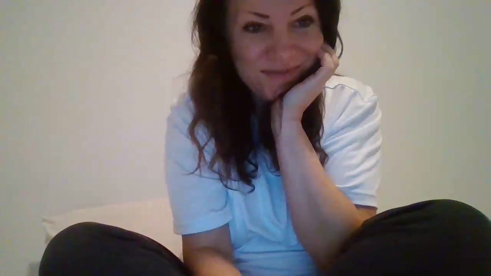 Gallery image thumbnail from LVDOLL's myfreecams stream on, 07/27/2026, 05:32 image 19 of 20