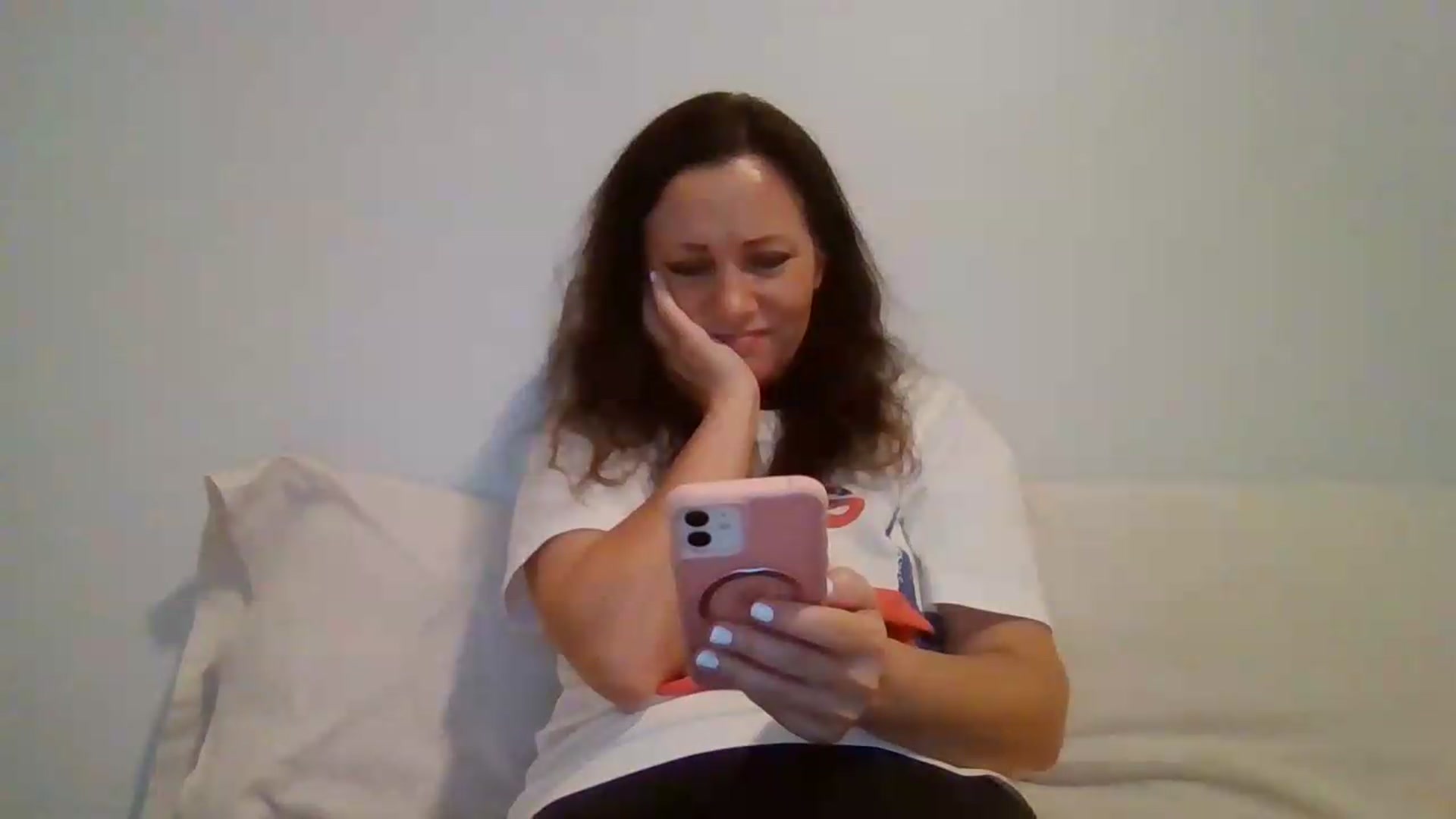 Gallery image thumbnail from LVDOLL's myfreecams stream on, 07/28/2026, 03:42 image 16 of 20