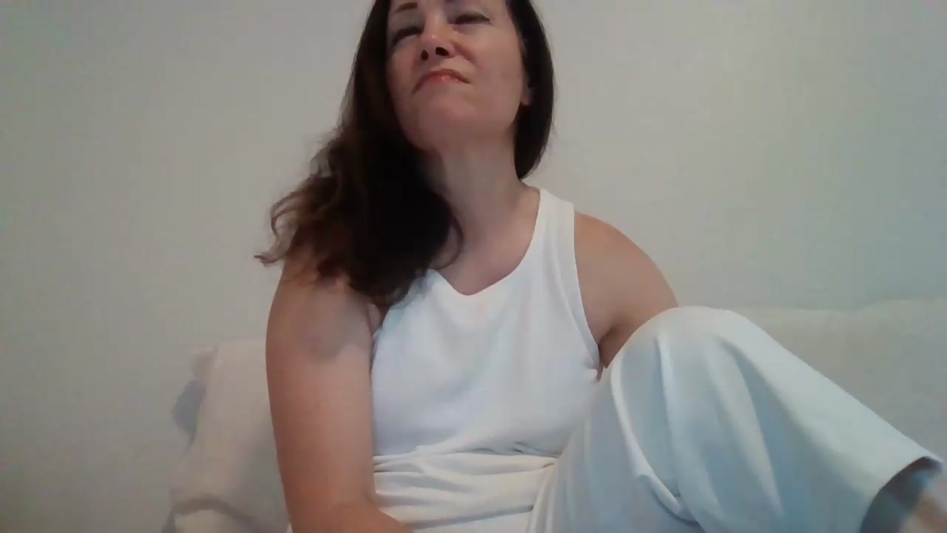 Gallery image thumbnail from LVDOLL's myfreecams stream on, 07/31/2026, 02:16 image 14 of 20