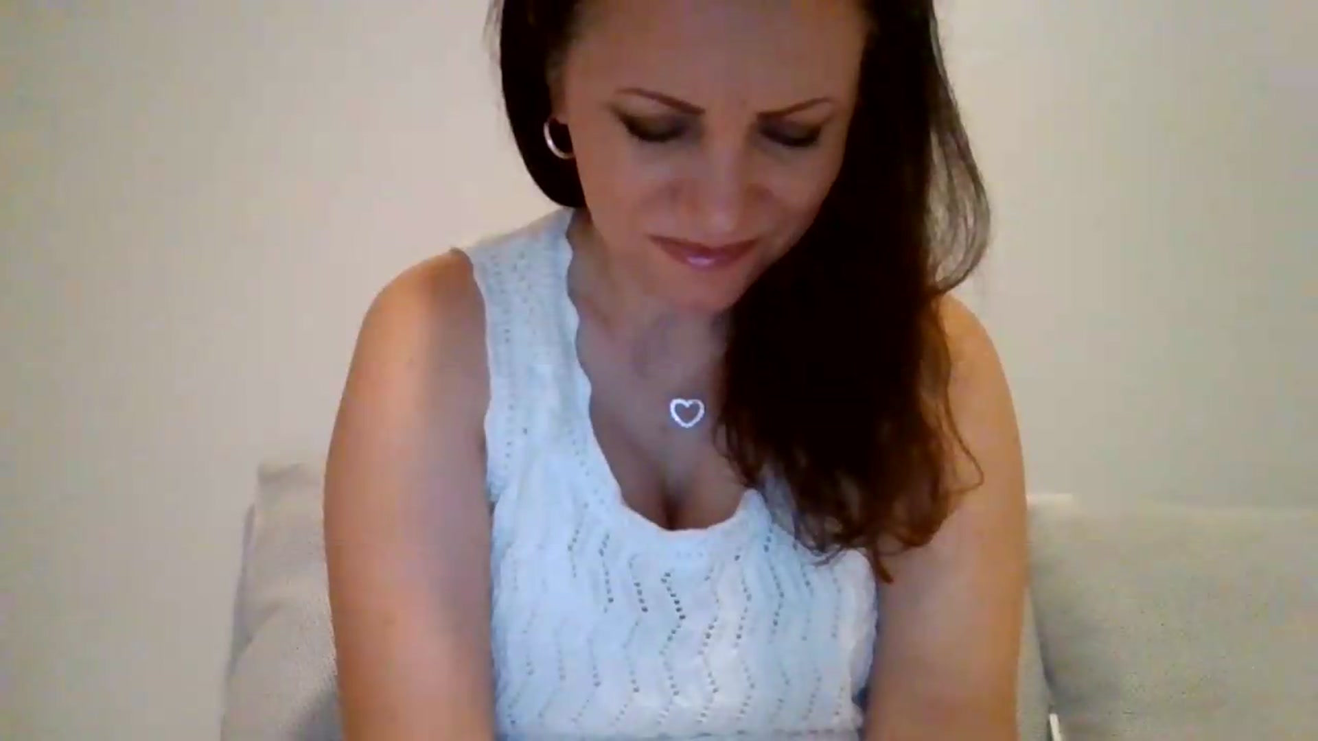 Gallery image thumbnail from LVDOLL's myfreecams stream on, 08/02/2026, 04:18 image 2 of 20