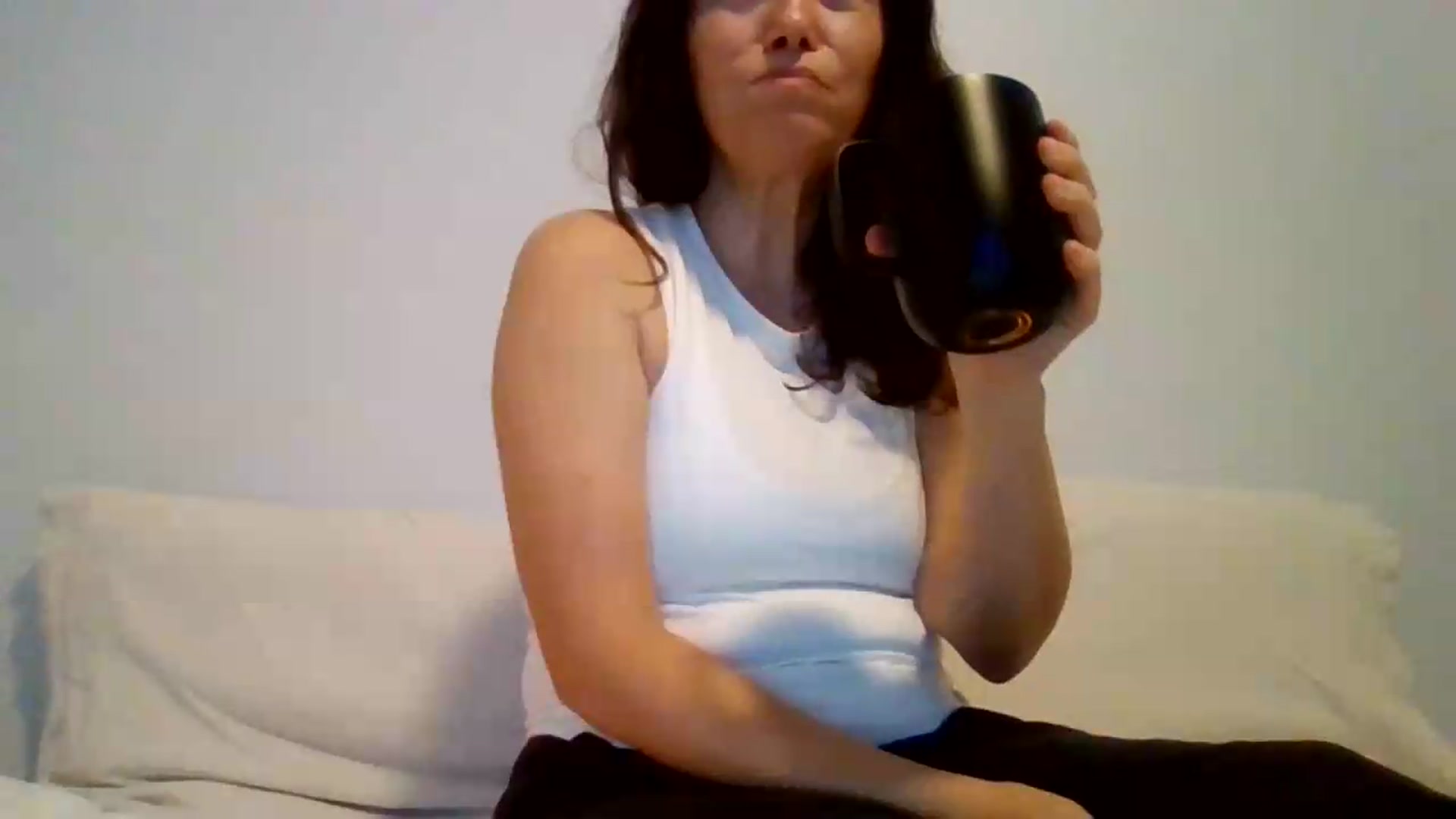 Gallery image thumbnail from LVDOLL's myfreecams stream on, 08/04/2026, 03:12 image 4 of 20