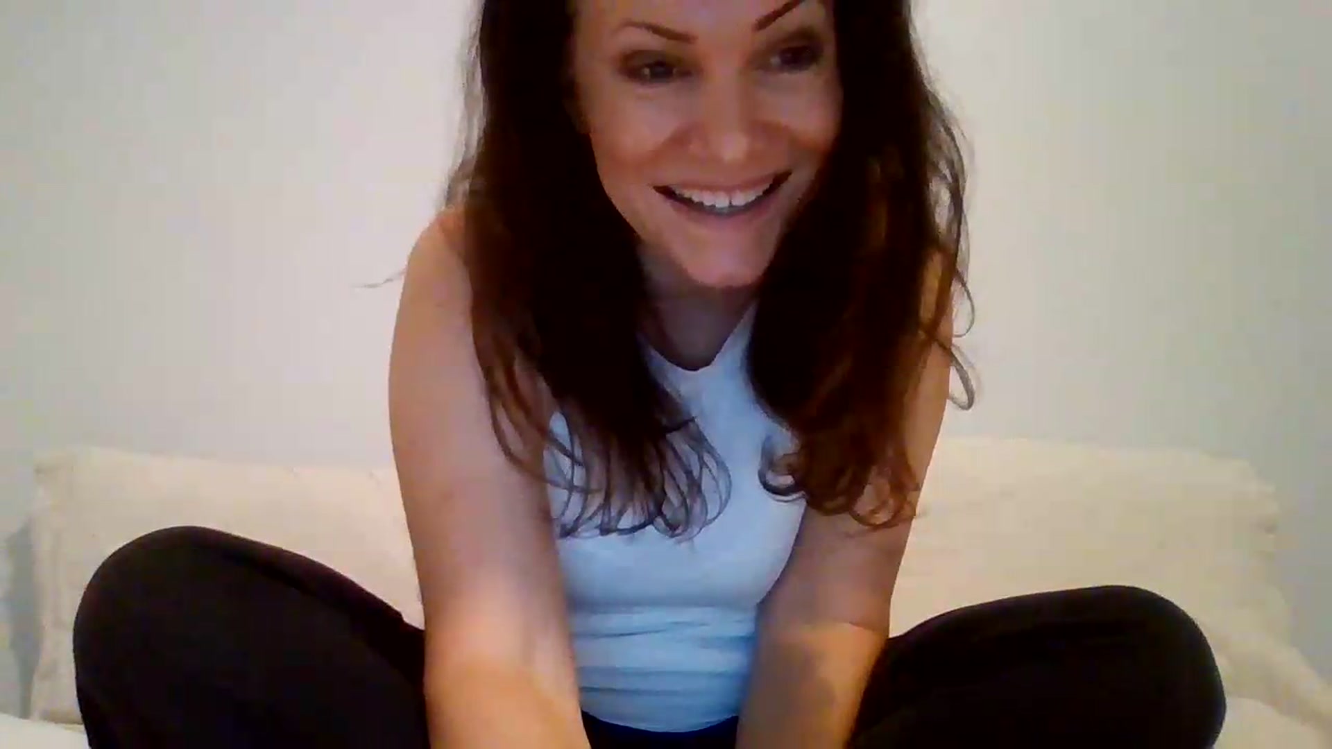 Gallery image thumbnail from LVDOLL's myfreecams stream on, 08/04/2026, 03:12 image 10 of 20