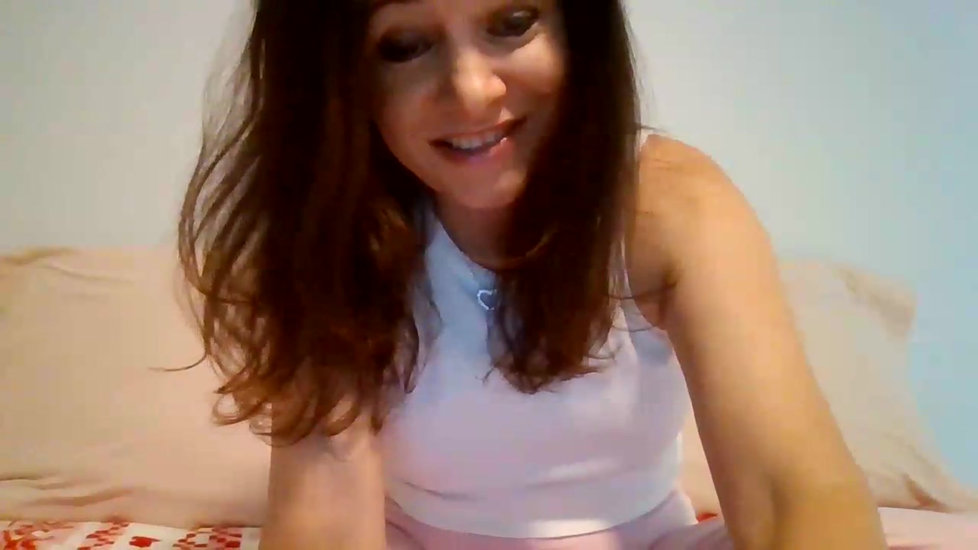 Gallery image thumbnail from LVDOLL's myfreecams stream on, 08/10/2026, 20:13 image 13 of 20