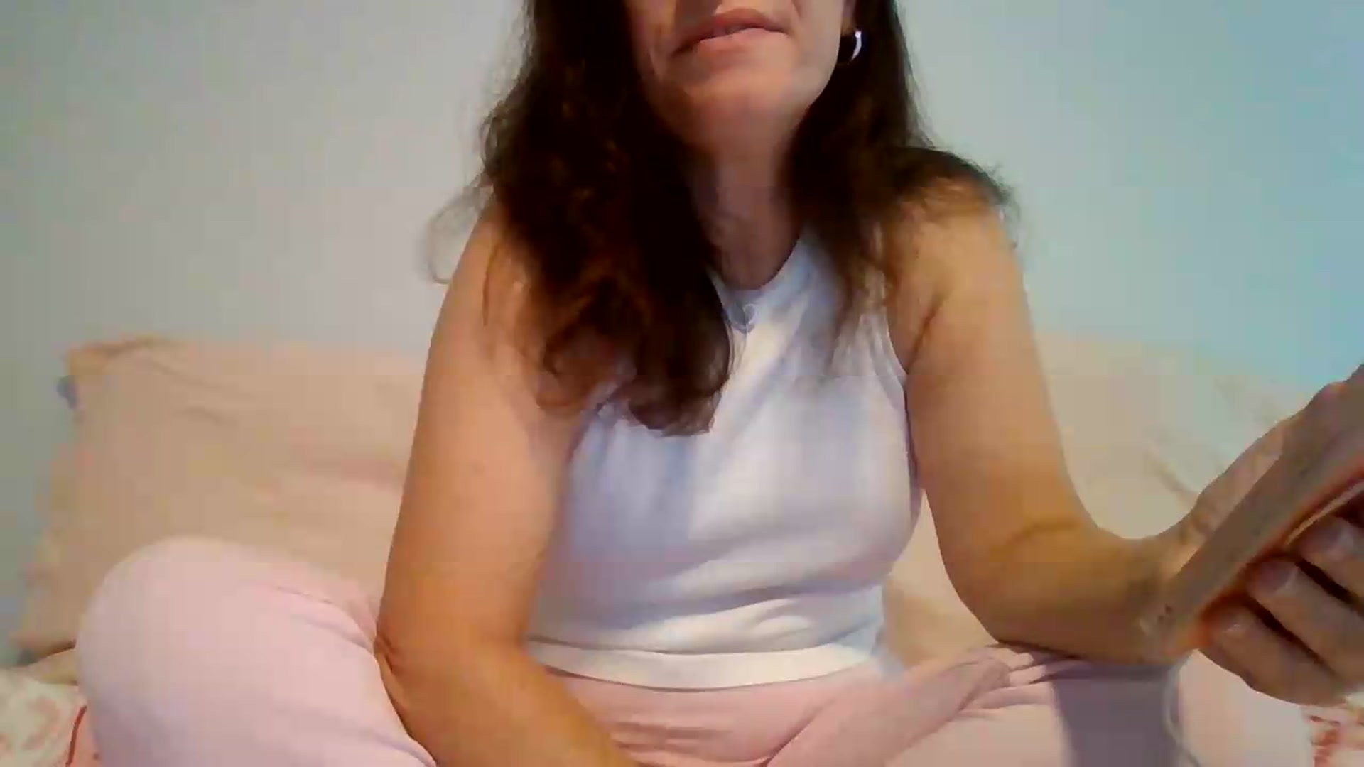 Gallery image thumbnail from LVDOLL's myfreecams stream on, 08/10/2026, 21:22 image 10 of 20