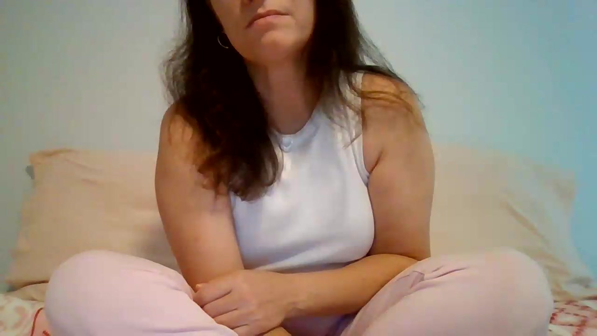 Gallery image thumbnail from LVDOLL's myfreecams stream on, 08/10/2026, 21:22 image 8 of 20