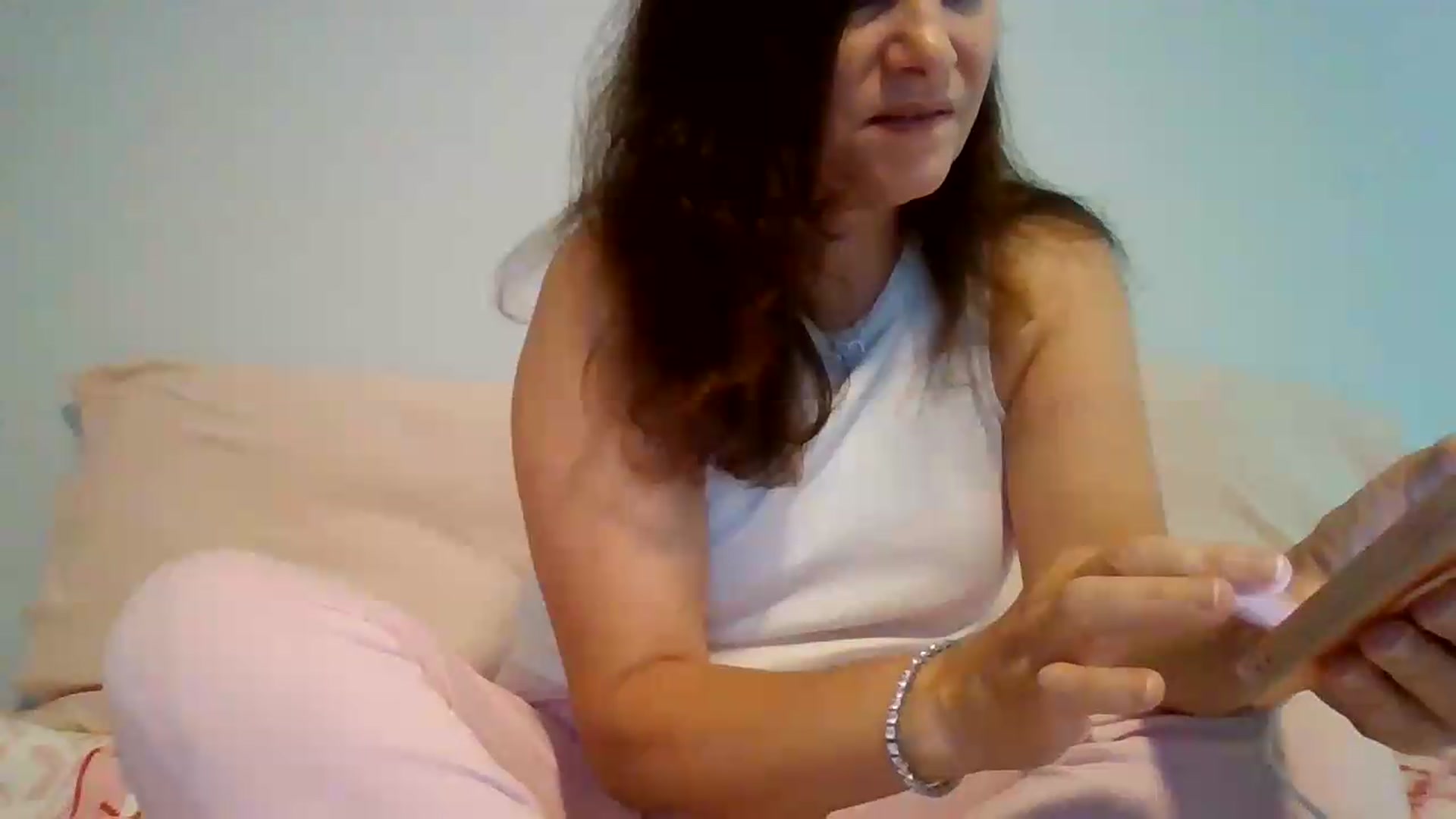 Gallery image thumbnail from LVDOLL's myfreecams stream on, 08/10/2026, 21:22 image 11 of 20