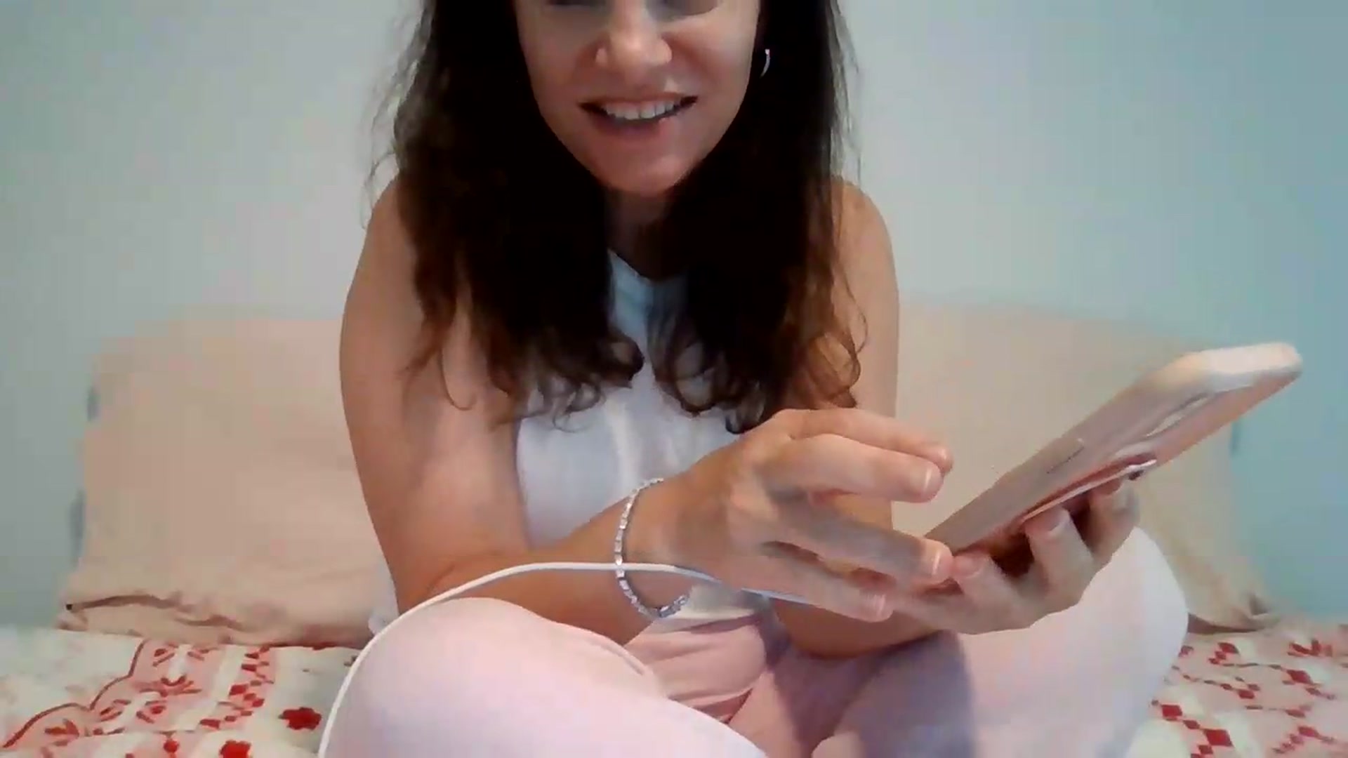 Gallery image thumbnail from LVDOLL's myfreecams stream on, 08/11/2026, 01:23 image 12 of 20