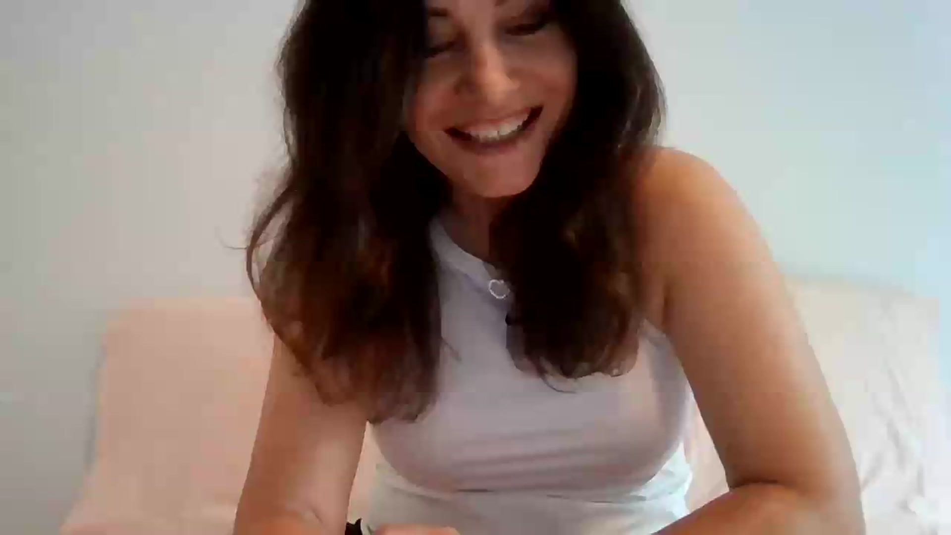 Gallery image thumbnail from LVDOLL's myfreecams stream on, 08/12/2026, 22:54 image 4 of 20