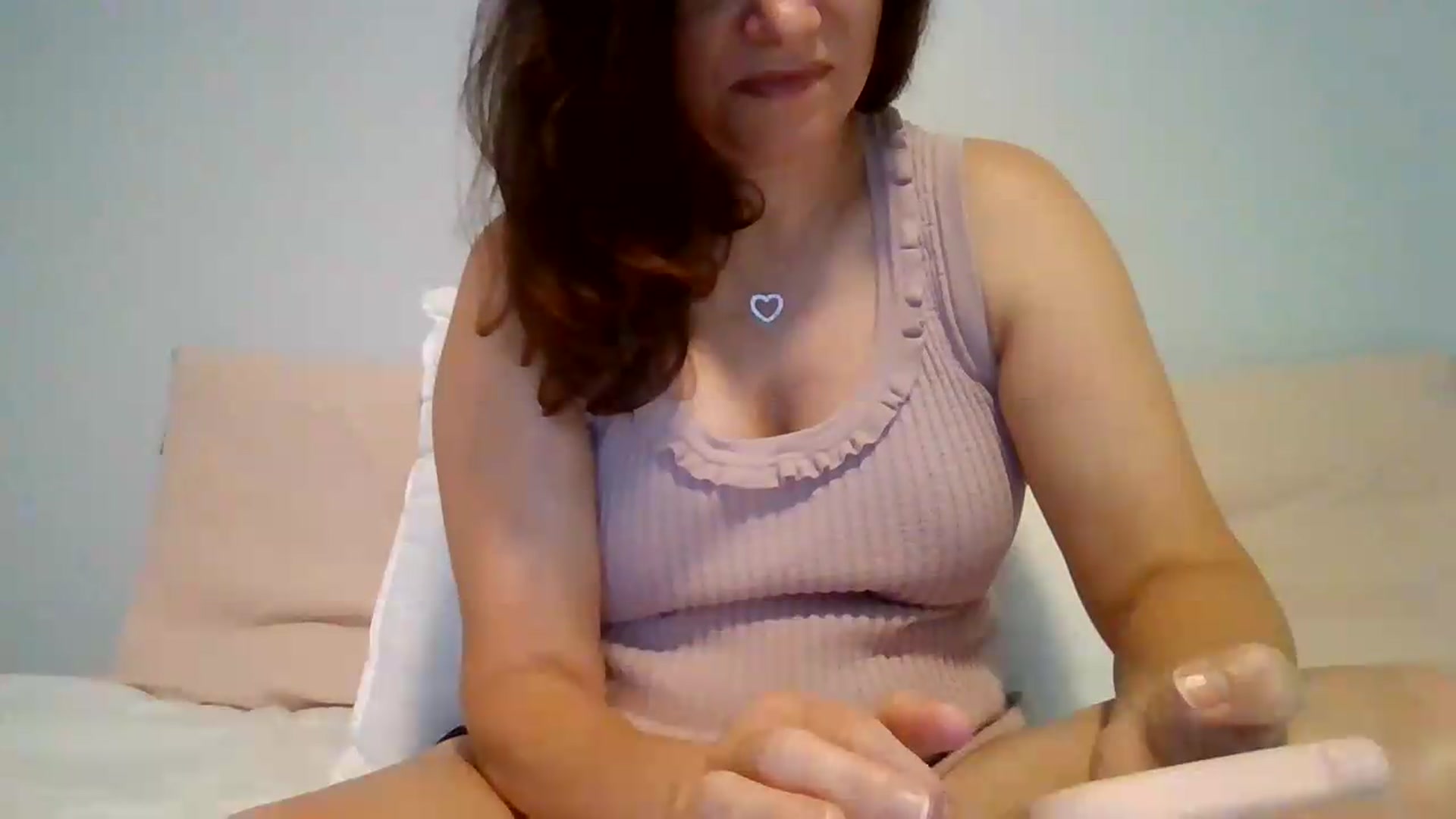 Gallery image thumbnail from LVDOLL's myfreecams stream on, 08/15/2026, 02:20 image 11 of 20