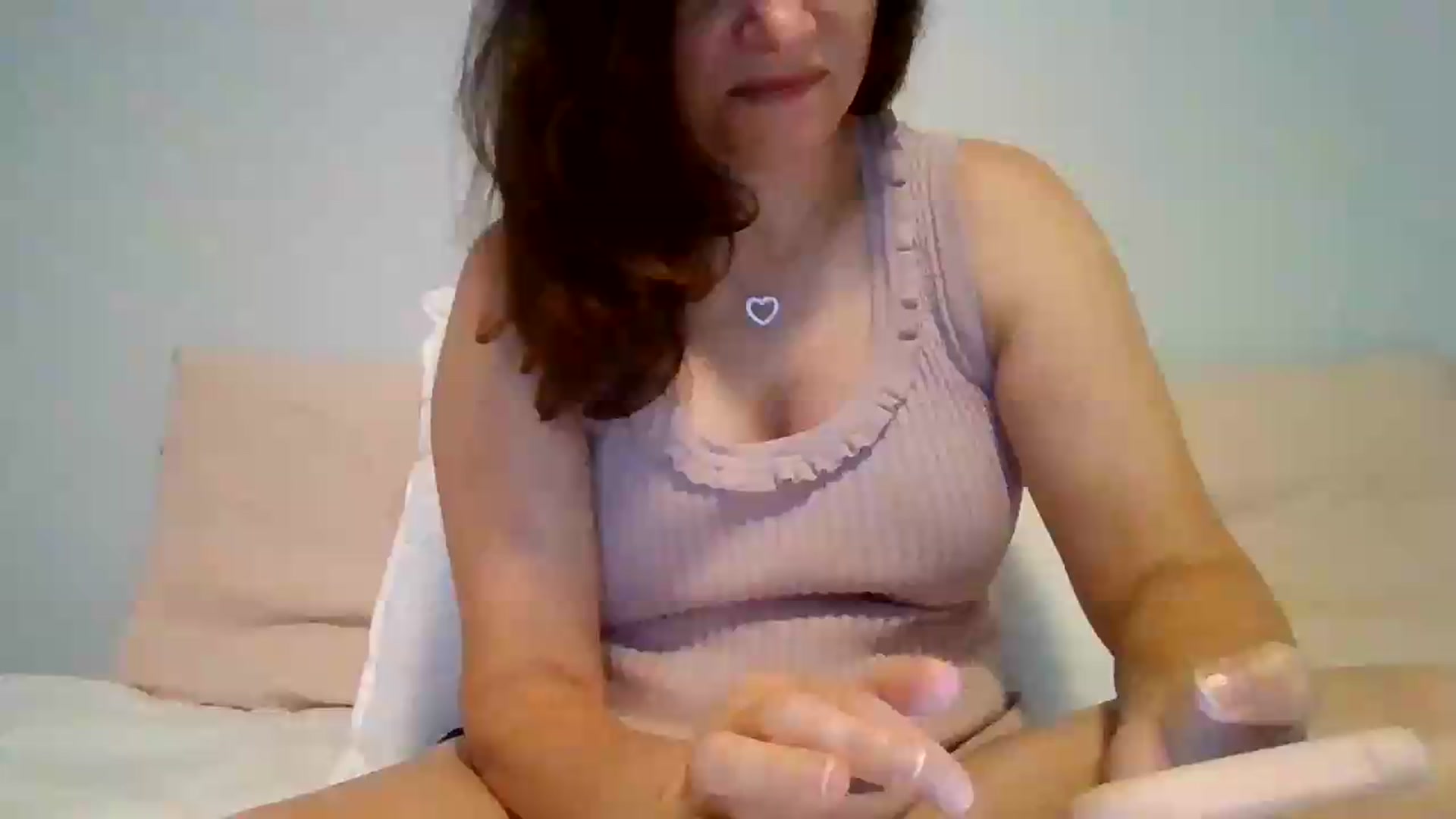 Gallery image thumbnail from LVDOLL's myfreecams stream on, 08/15/2026, 02:20 image 12 of 20