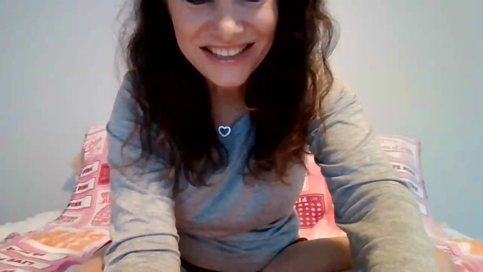 Gallery image thumbnail from LVDOLL's myfreecams stream on, 08/19/2026, 01:40 image 11 of 20