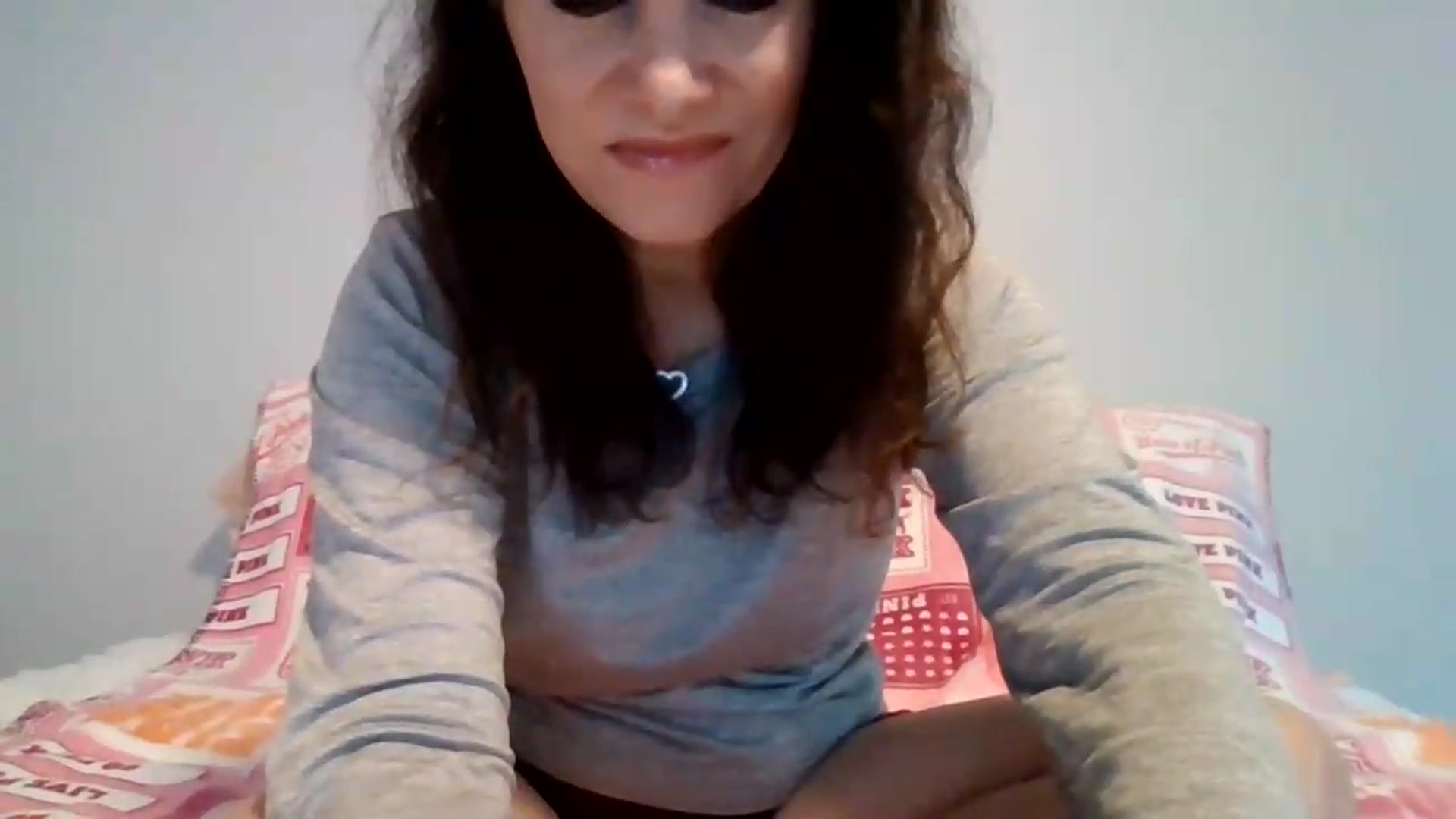 Gallery image thumbnail from LVDOLL's myfreecams stream on, 08/19/2026, 01:40 image 4 of 20