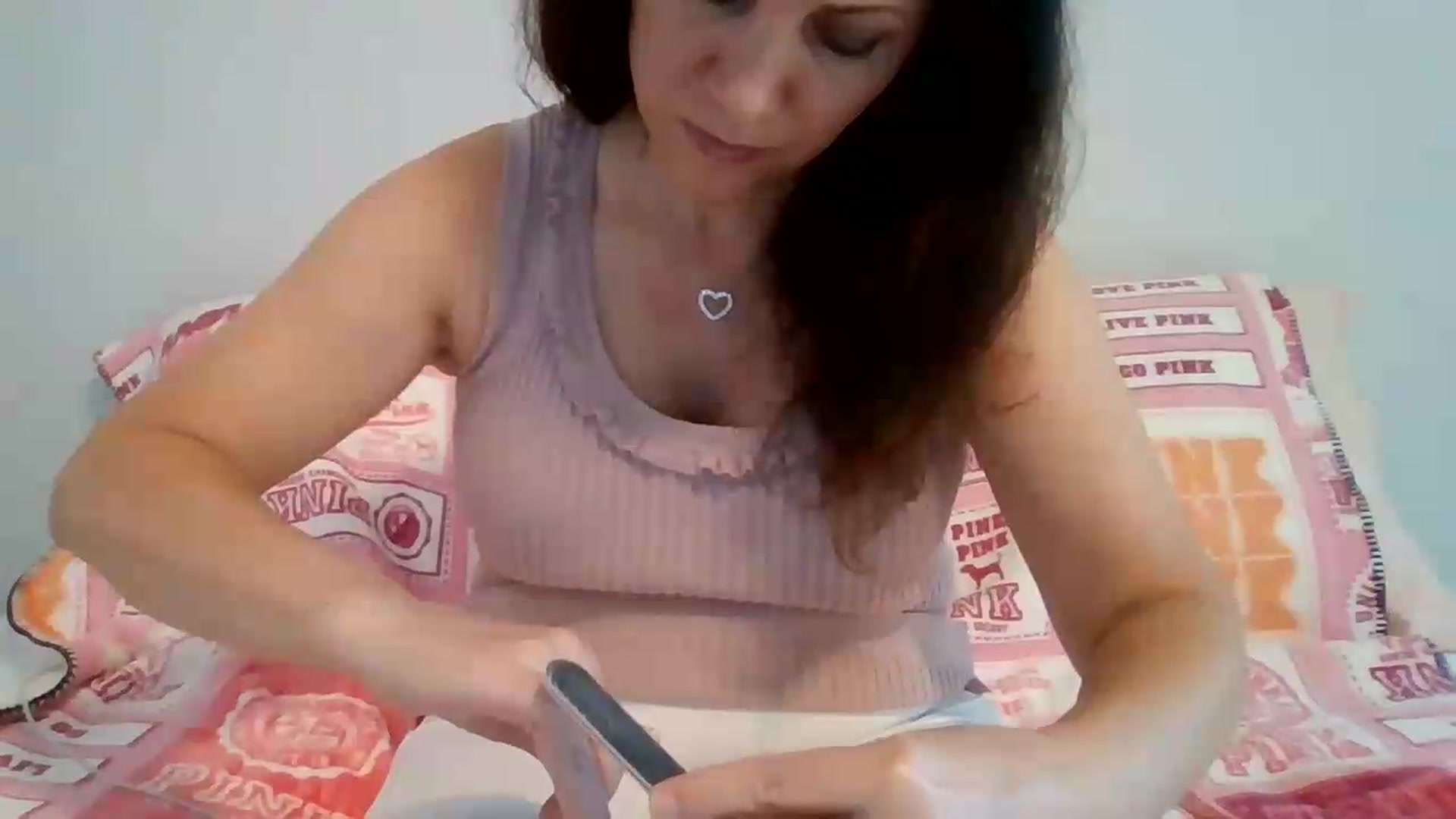 Gallery image thumbnail from LVDOLL's myfreecams stream on, 08/20/2026, 01:18 image 2 of 20