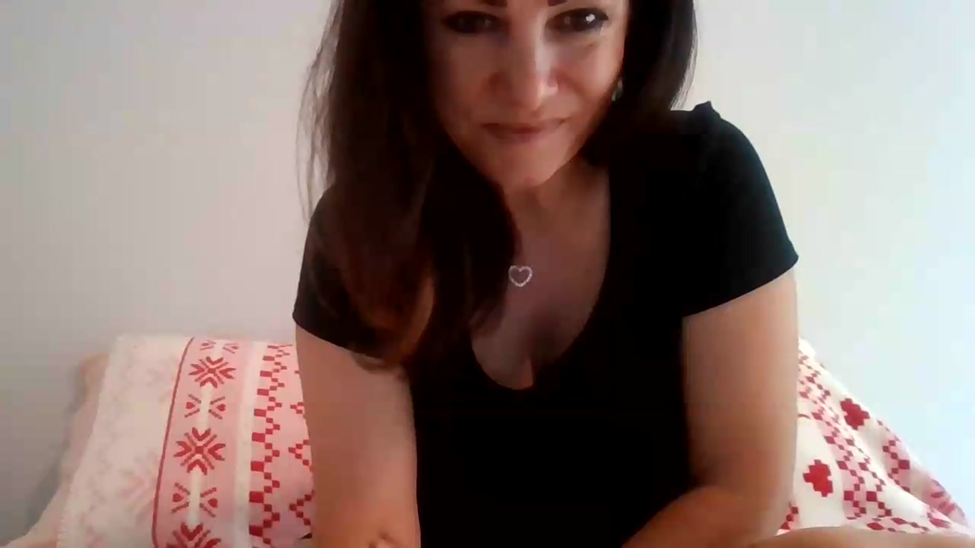 Gallery image thumbnail from LVDOLL's myfreecams stream on, 08/21/2026, 24:01 image 16 of 20