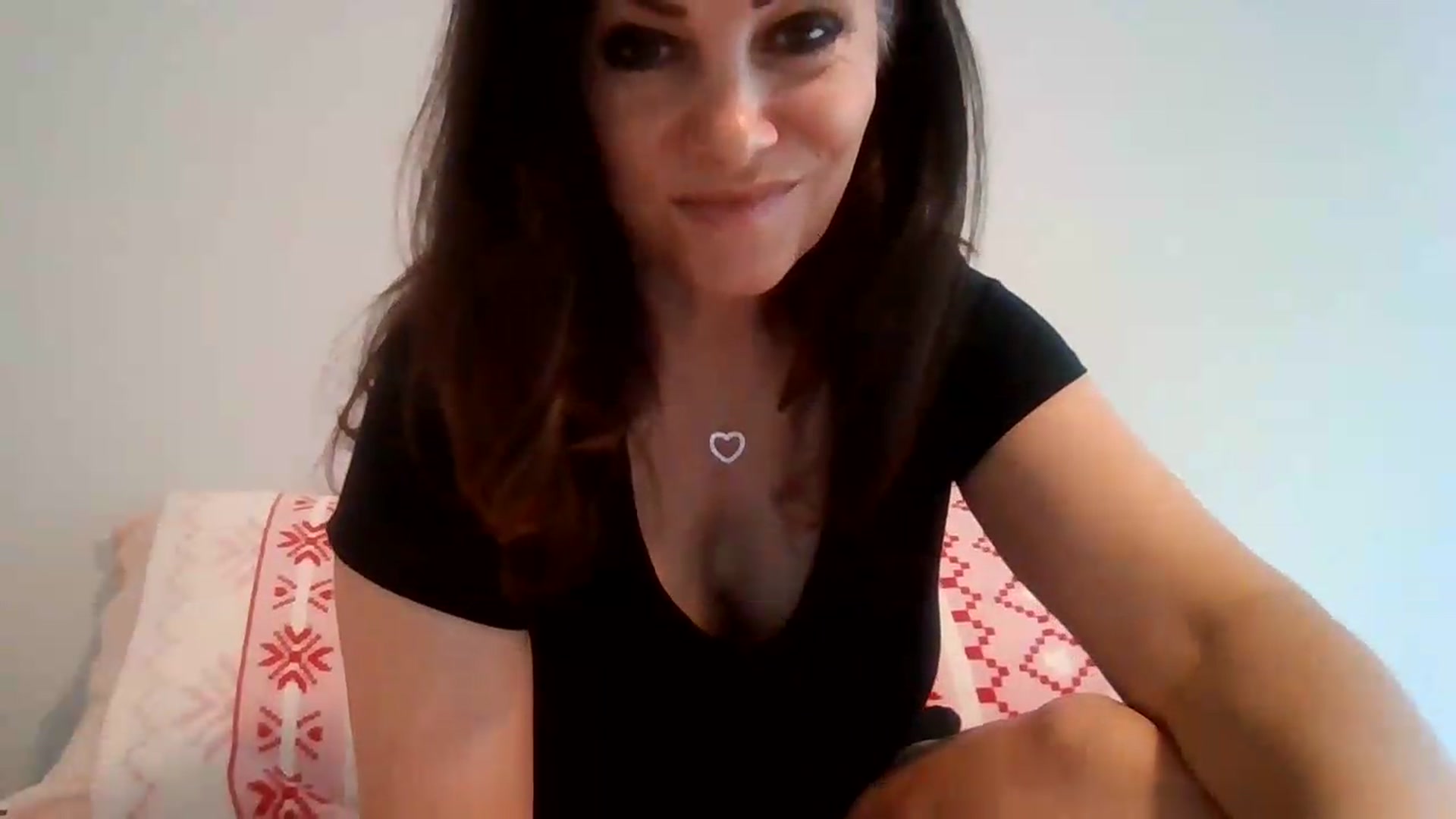 Gallery image thumbnail from LVDOLL's myfreecams stream on, 08/21/2026, 24:37 image 12 of 20
