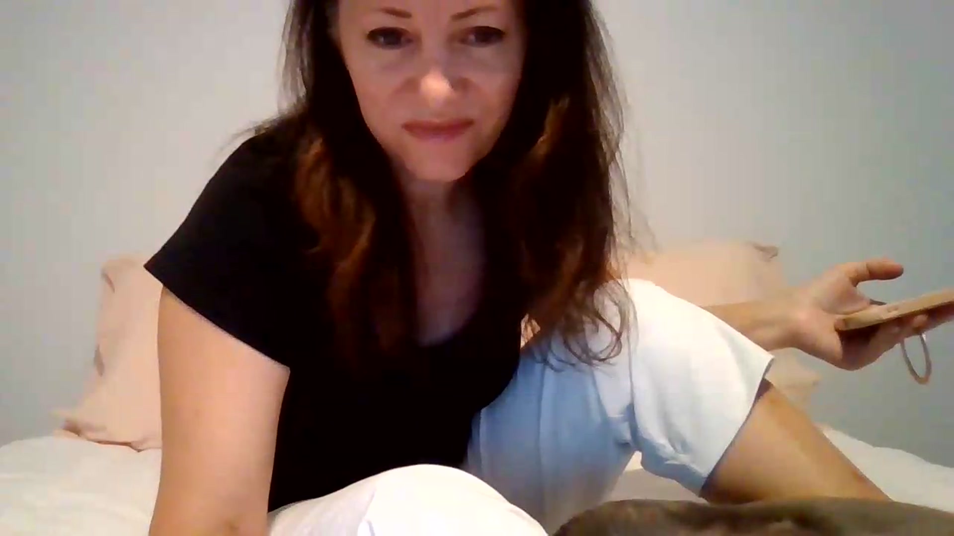 Gallery image thumbnail from LVDOLL's myfreecams stream on, 08/25/2026, 02:08 image 19 of 20