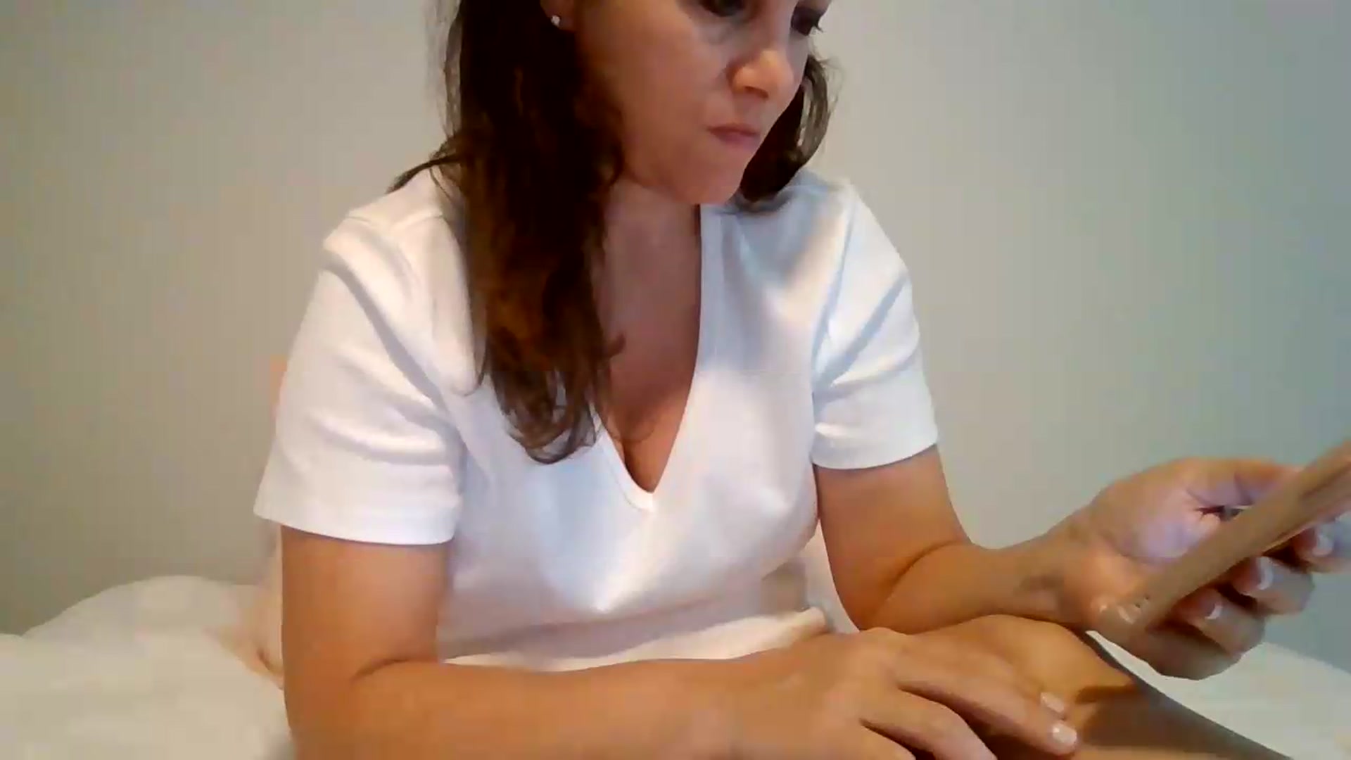 Gallery image thumbnail from LVDOLL's myfreecams stream on, 08/26/2026, 03:33 image 4 of 20