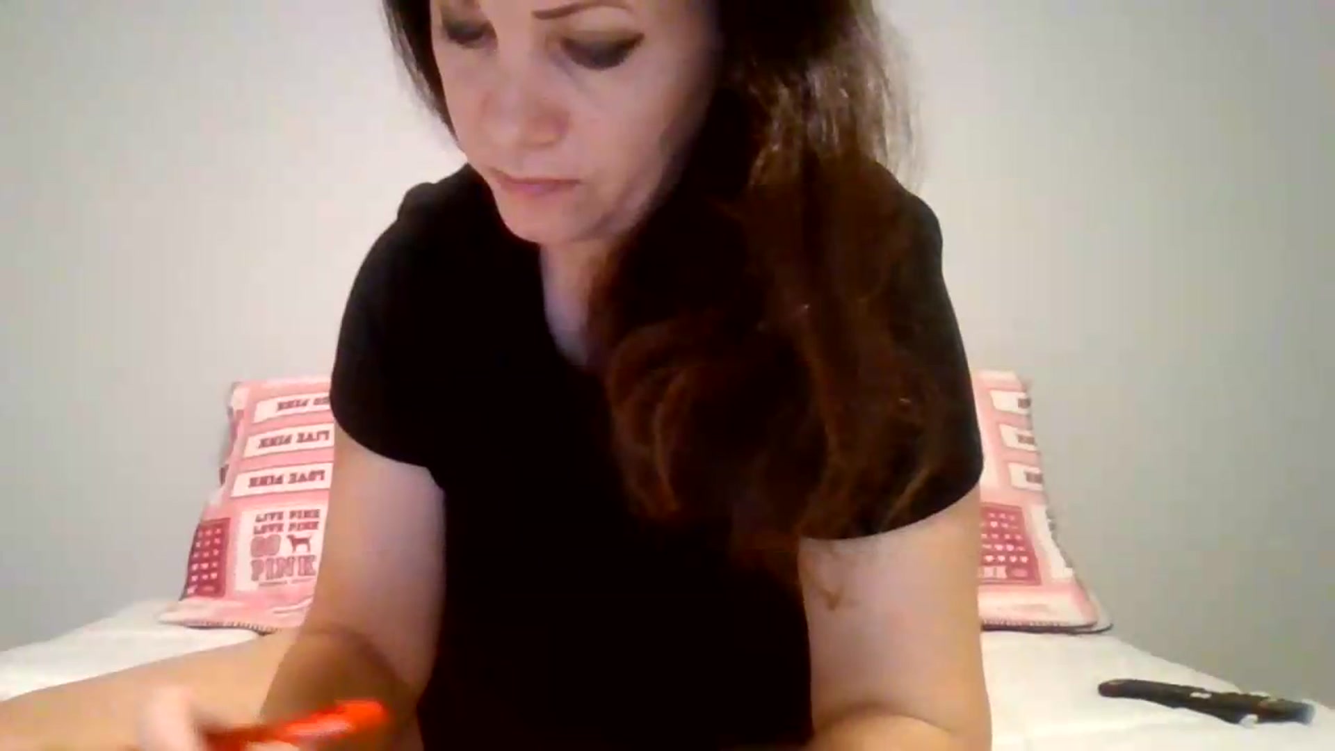 Gallery image thumbnail from LVDOLL's myfreecams stream on, 08/27/2026, 03:58 image 16 of 20