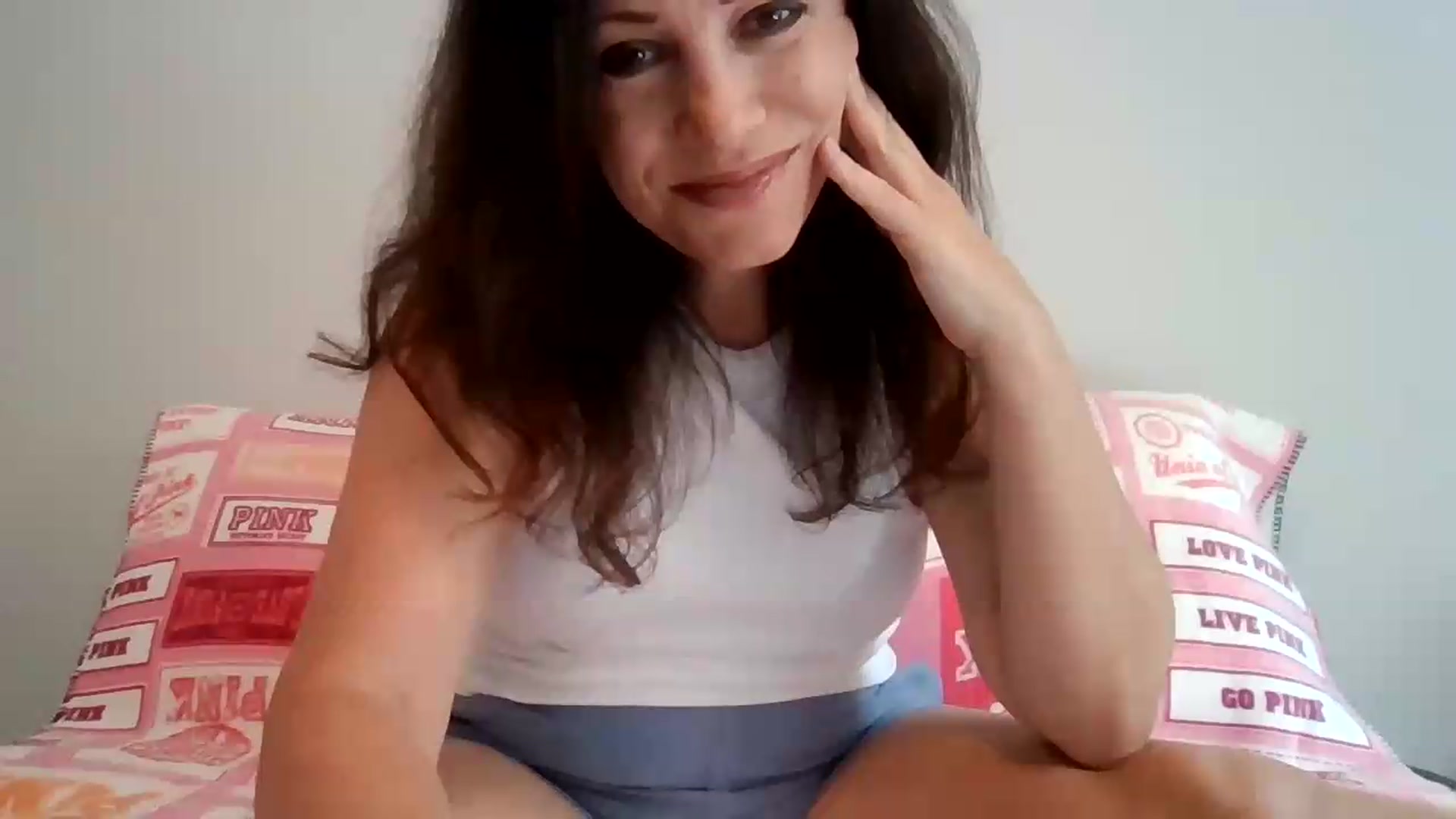 Gallery image thumbnail from LVDOLL's myfreecams stream on, 08/27/2026, 23:38 image 18 of 20