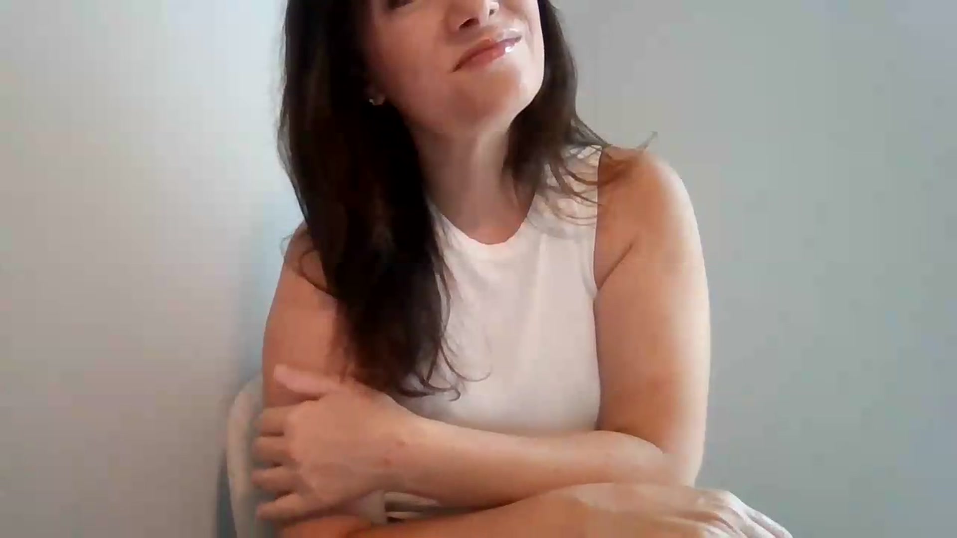 Gallery image thumbnail from LVDOLL's myfreecams stream on, 08/28/2026, 24:24 image 19 of 20