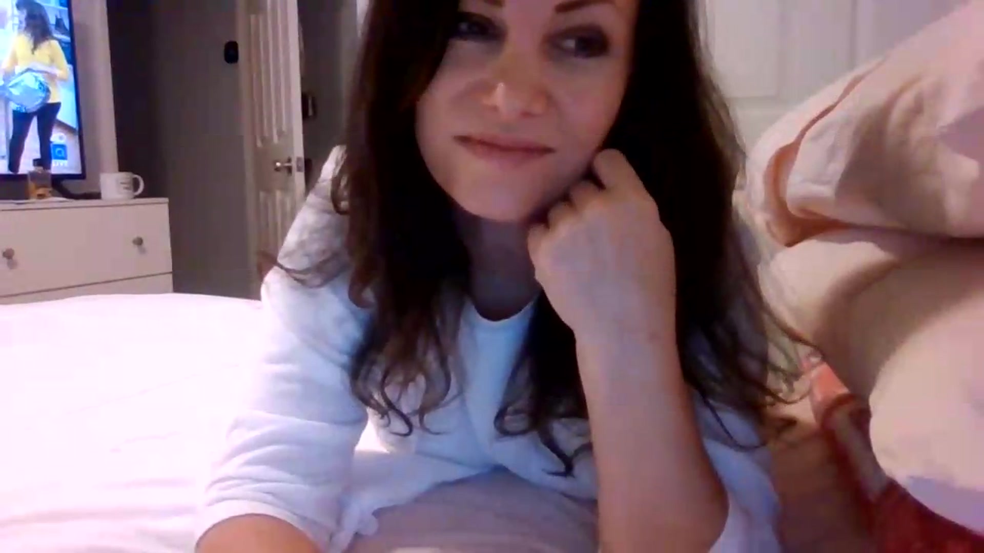 Gallery image thumbnail from LVDOLL's myfreecams stream on, 08/28/2026, 07:27 image 2 of 20
