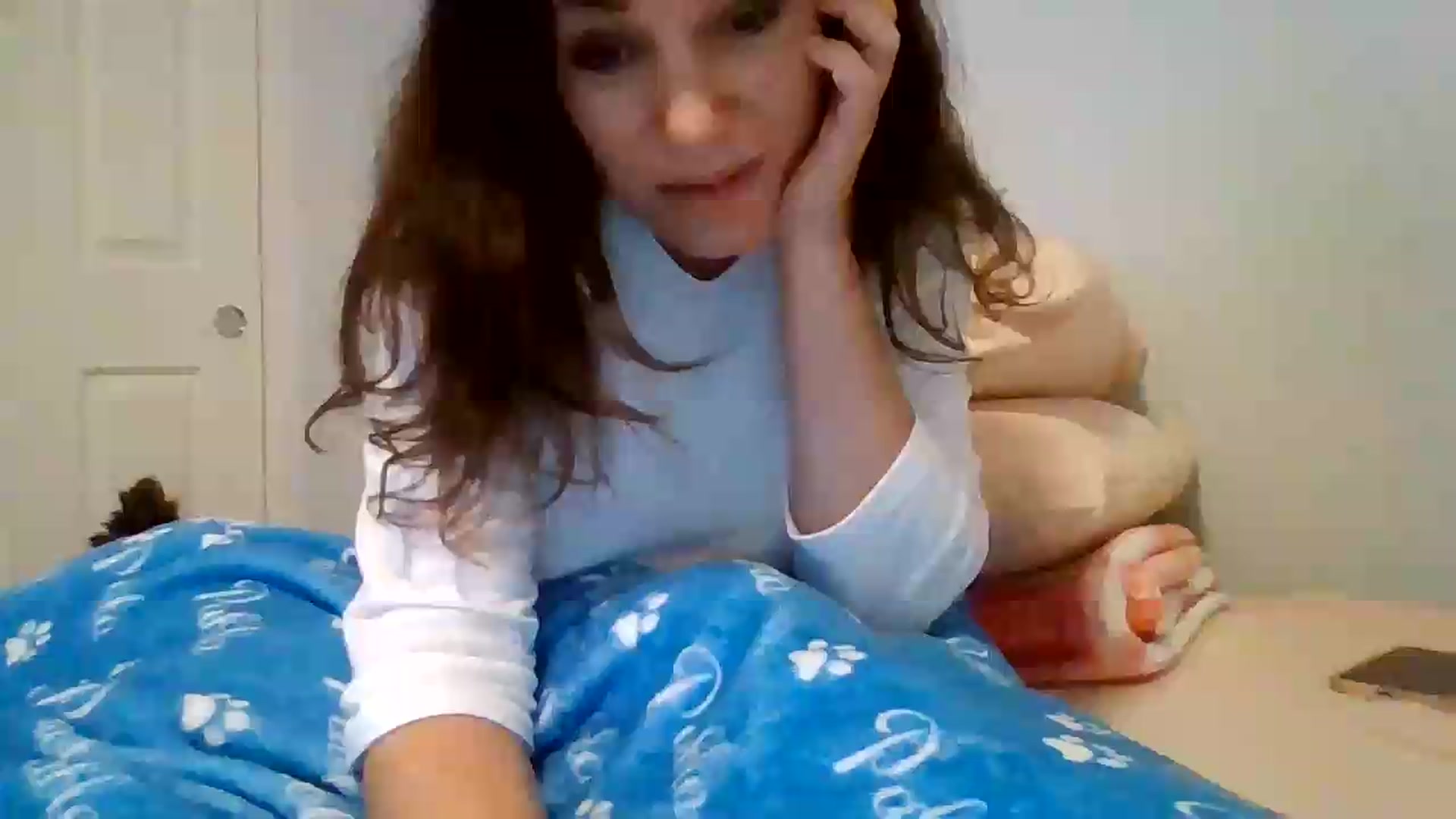 Gallery image thumbnail from LVDOLL's myfreecams stream on, 08/28/2026, 07:27 image 18 of 20