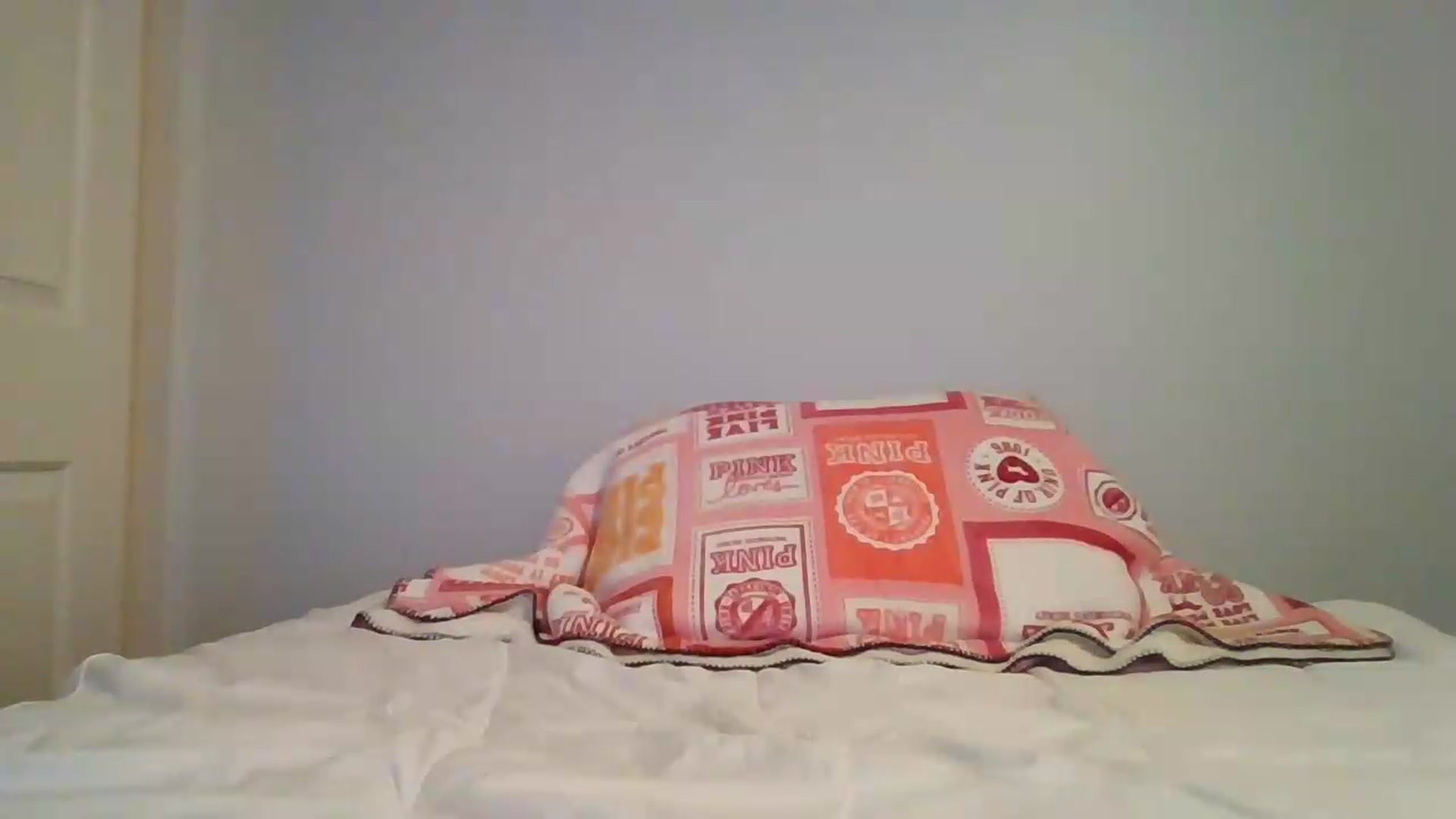 Gallery image thumbnail from LVDOLL's myfreecams stream on, 09/16/2026, 03:59 image 17 of 20