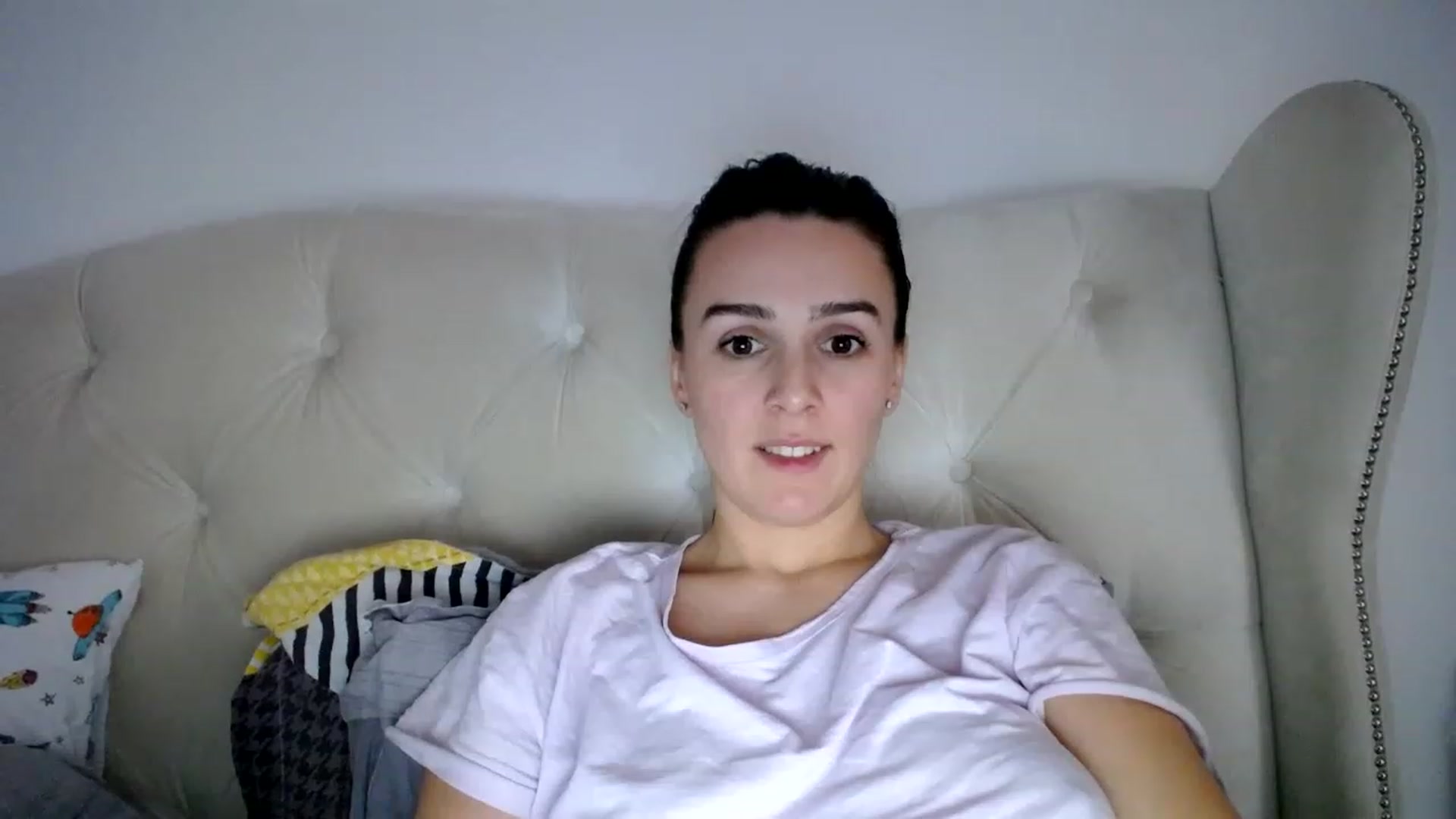 Gallery image thumbnail from L_A_U's myfreecams stream on, 12/01/2022, 13:12 image 18 of 20