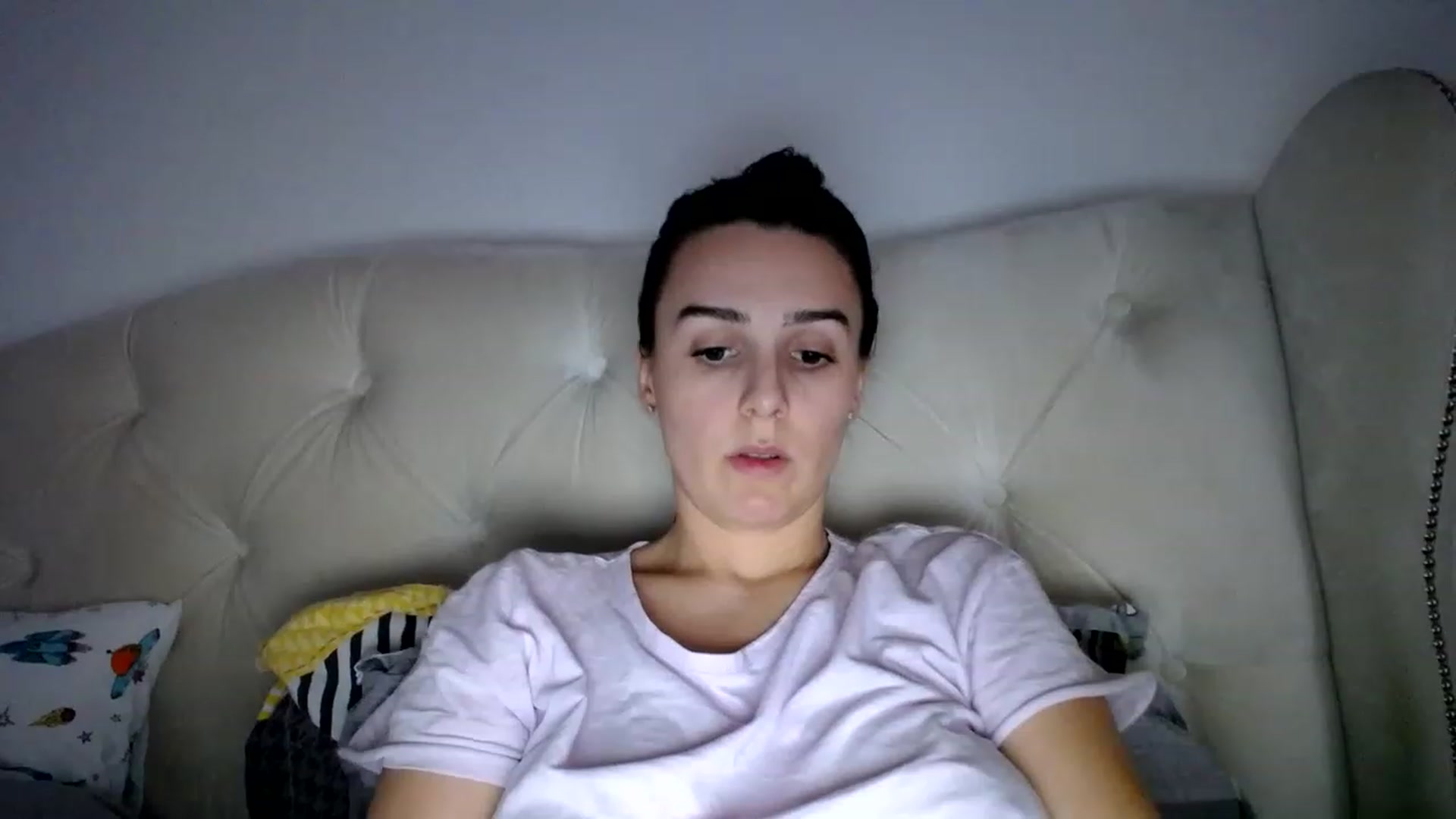 Gallery image thumbnail from L_A_U's myfreecams stream on, 12/01/2022, 13:12 image 2 of 20