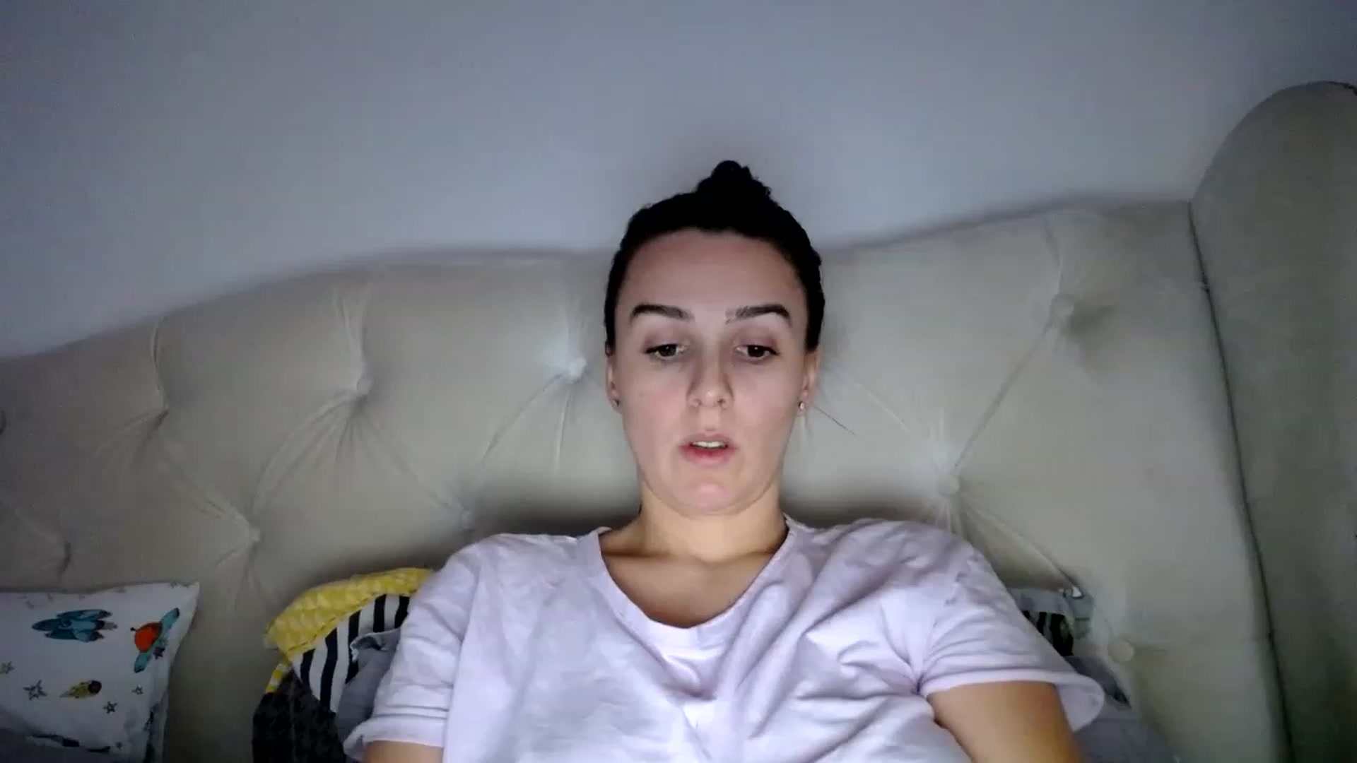 Gallery image thumbnail from L_A_U's myfreecams stream on, 12/01/2022, 13:12 image 1 of 20