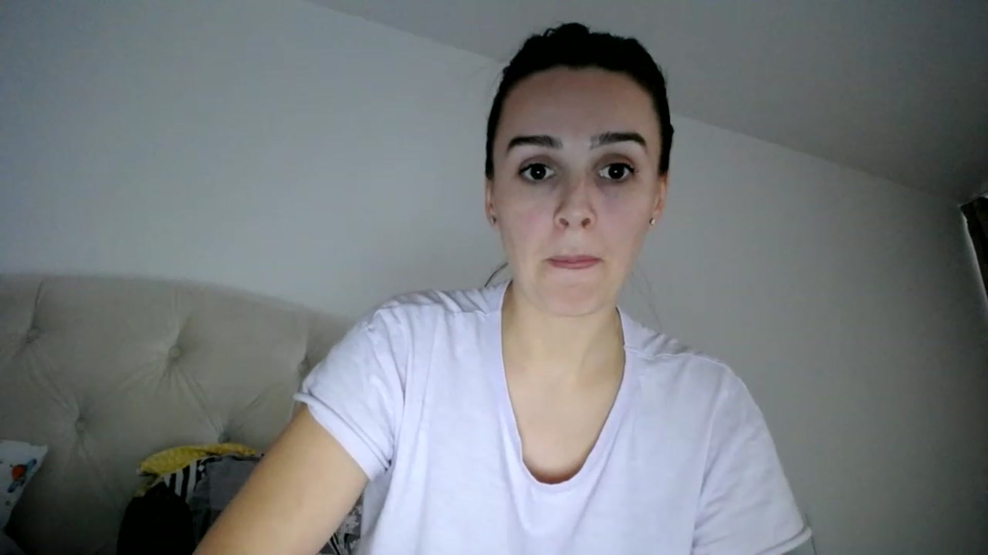 Gallery image thumbnail from L_A_U's myfreecams stream on, 12/01/2022, 13:12 image 20 of 20
