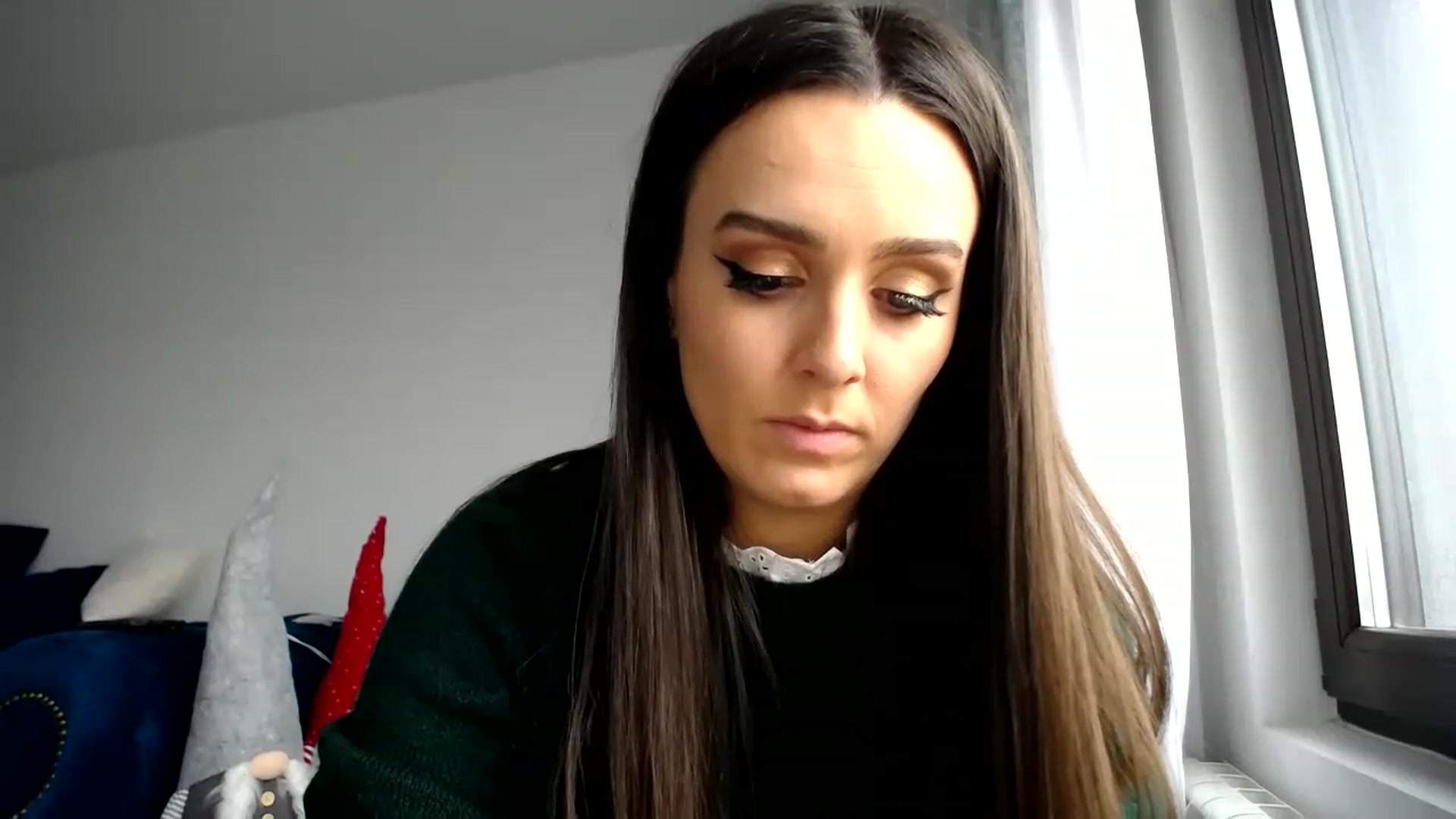 Gallery image thumbnail from L_A_U's myfreecams stream on, 12/12/2022, 08:29 image 14 of 20