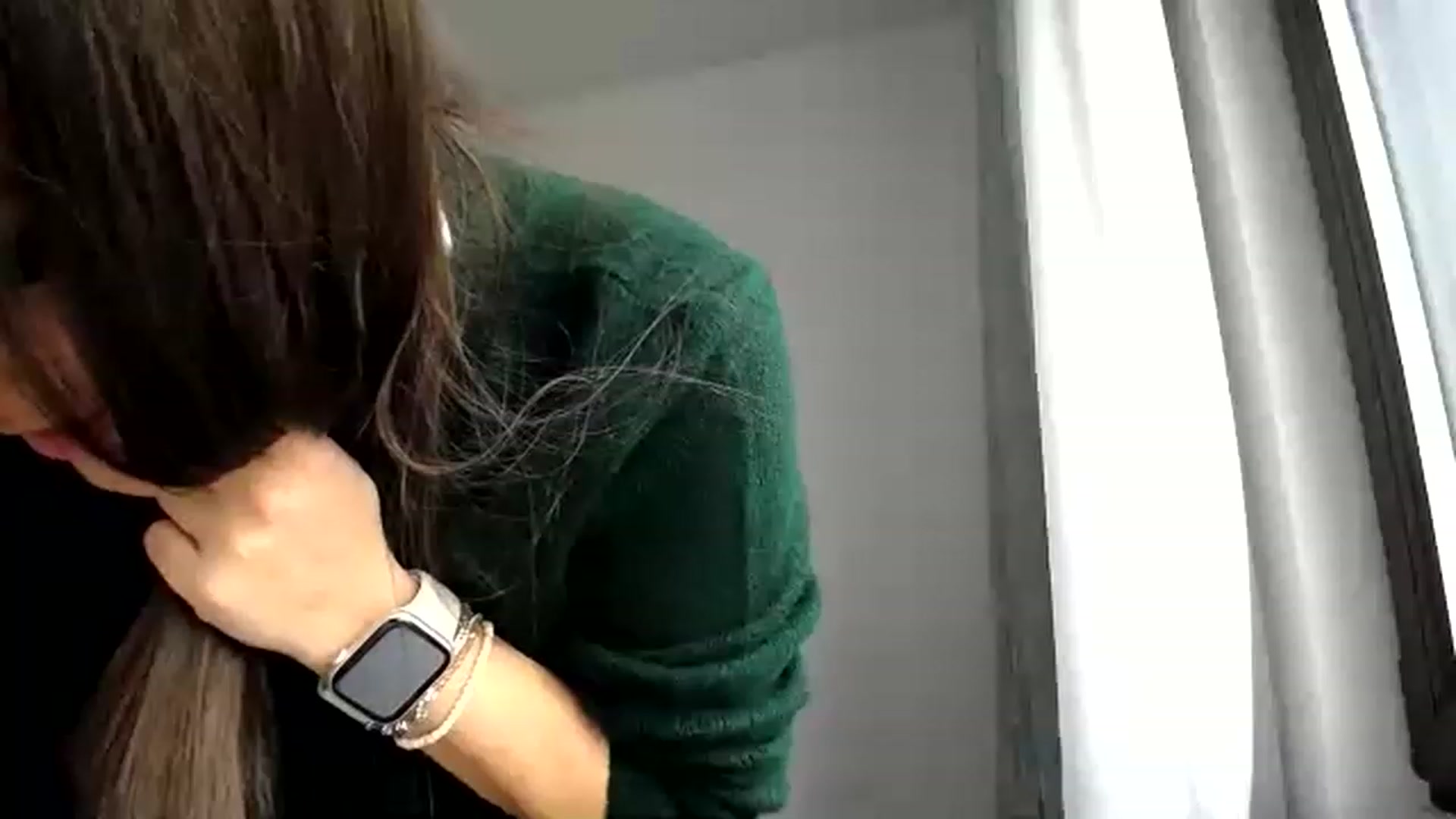 Gallery image thumbnail from L_A_U's myfreecams stream on, 12/12/2022, 08:44 image 16 of 20