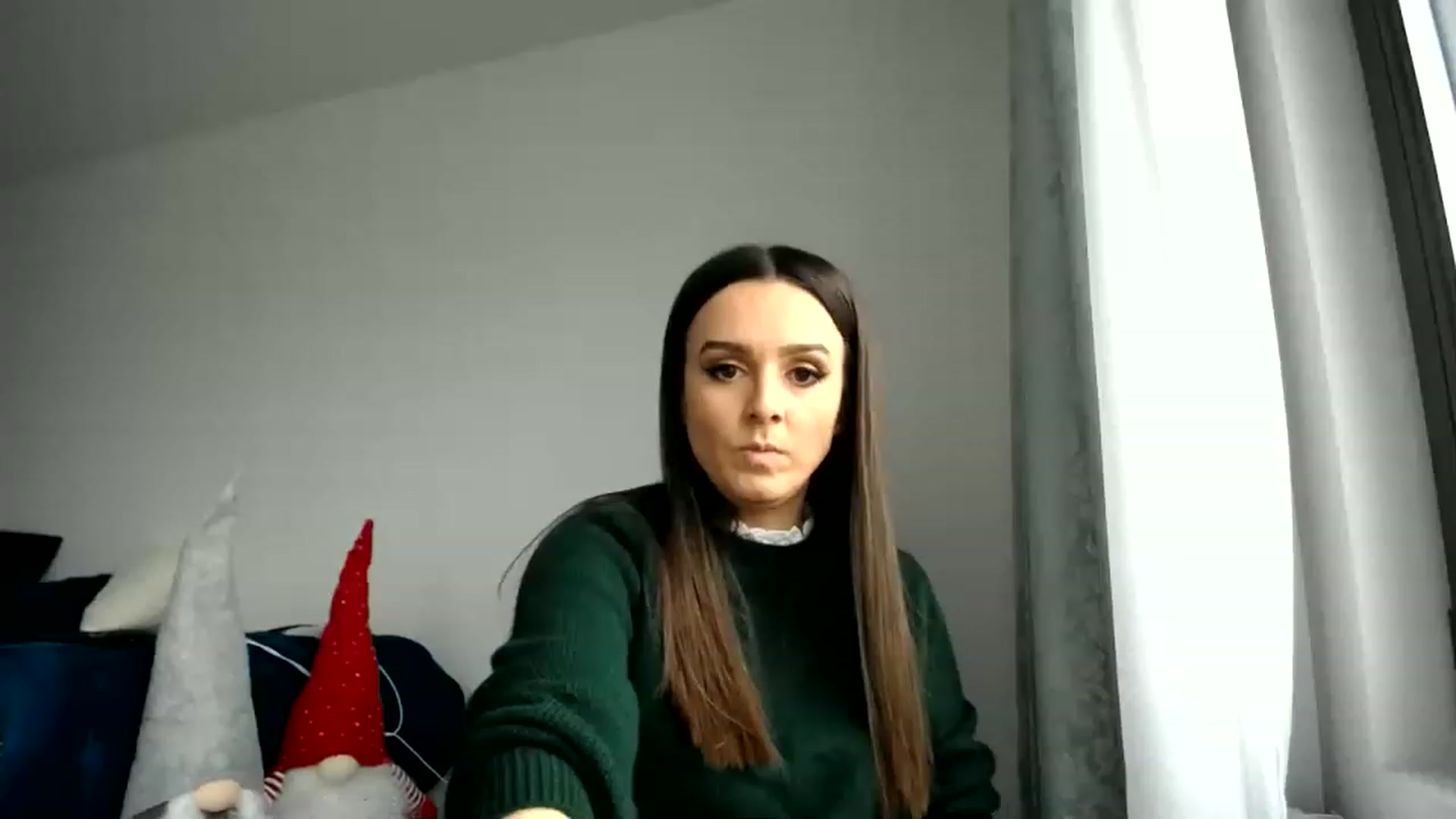 Gallery image thumbnail from L_A_U's myfreecams stream on, 12/12/2022, 09:16 image 4 of 20